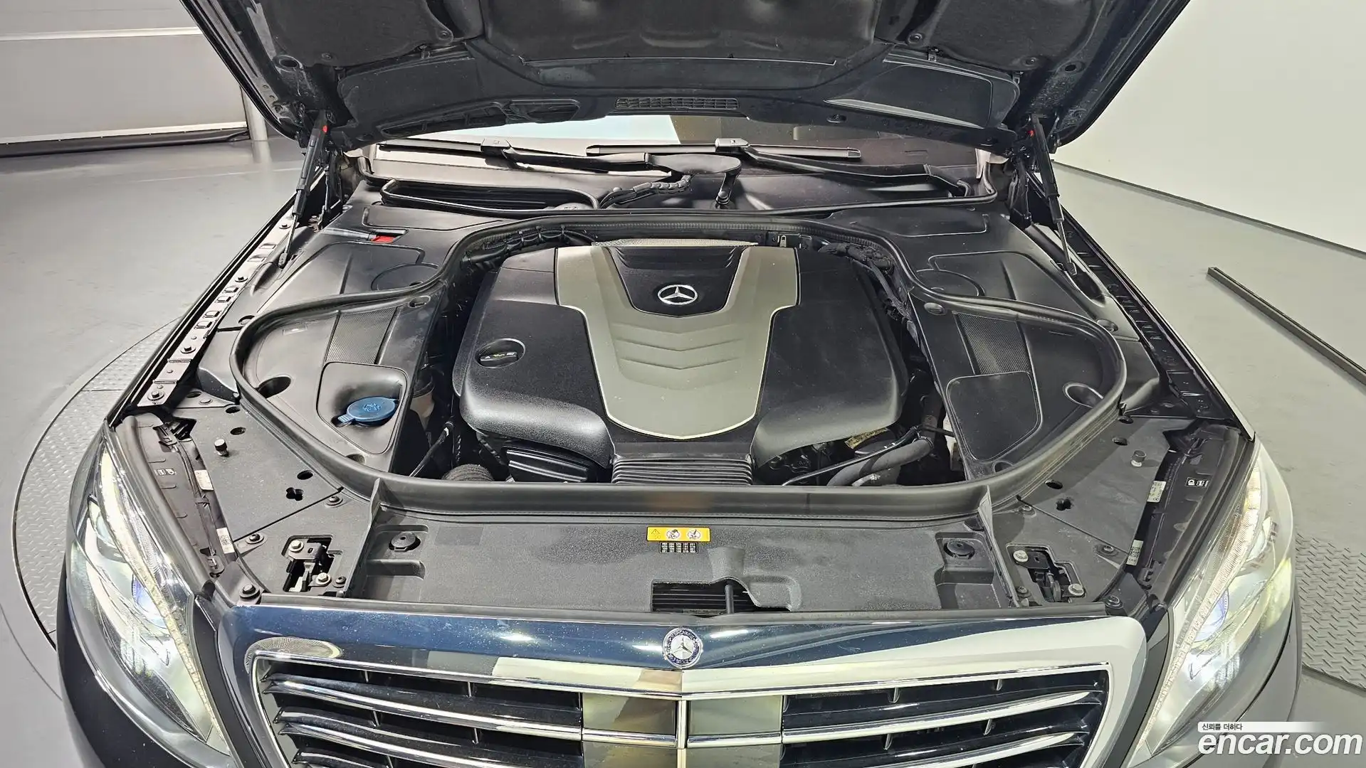 S-Class Mercedes-Benz 2017.3-OUTER-006
