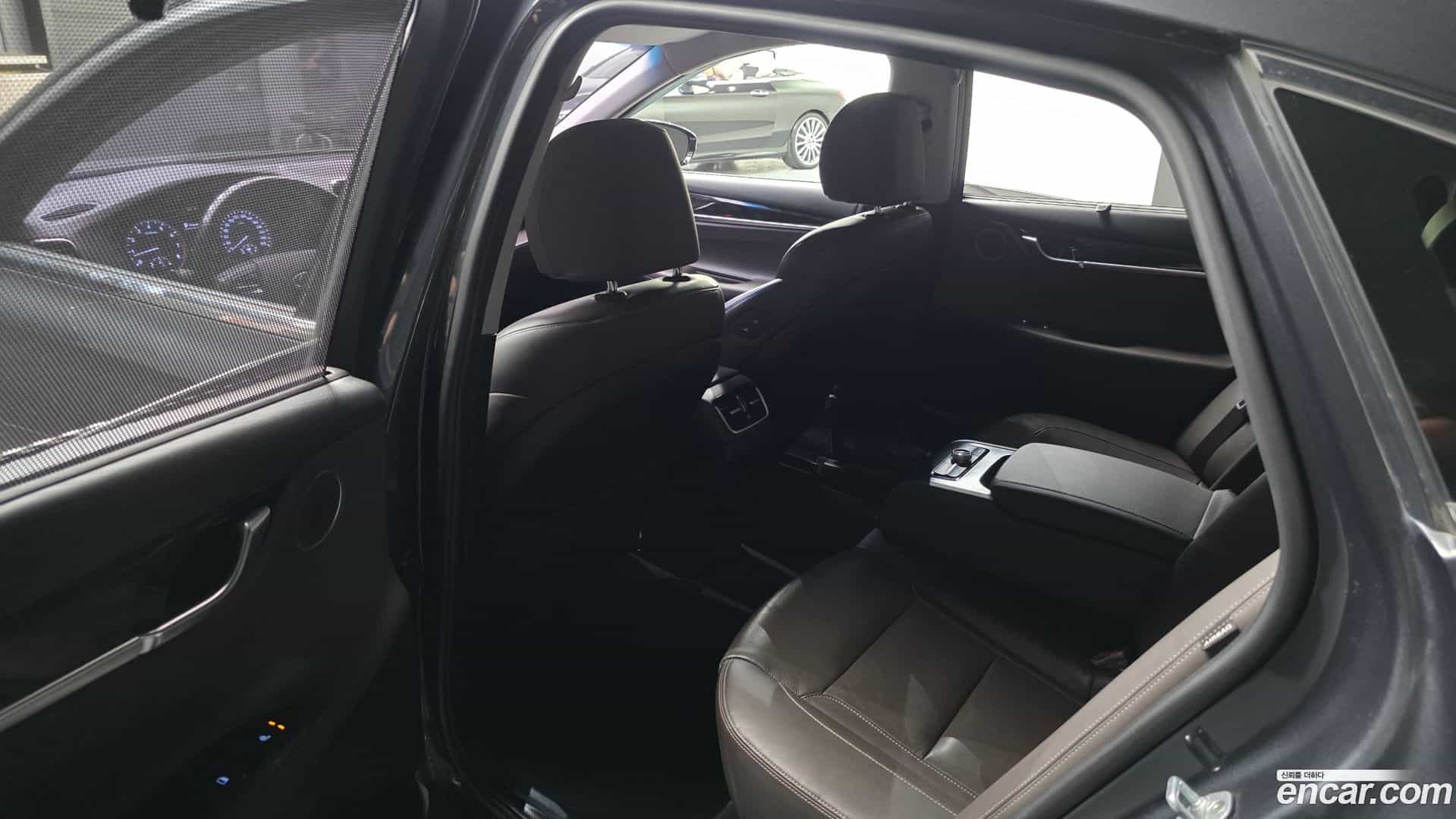 Grandeur Hyundai 2017.2-OPTION-015