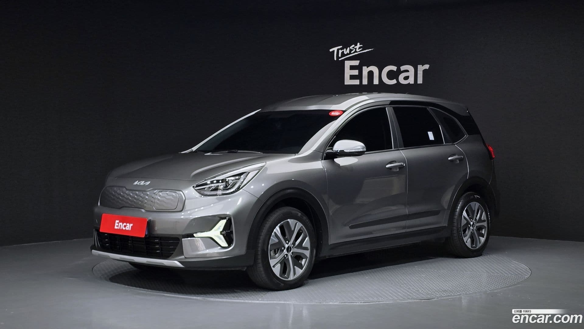 Main__Slider__Photo:Niro Kia 2022.8-0