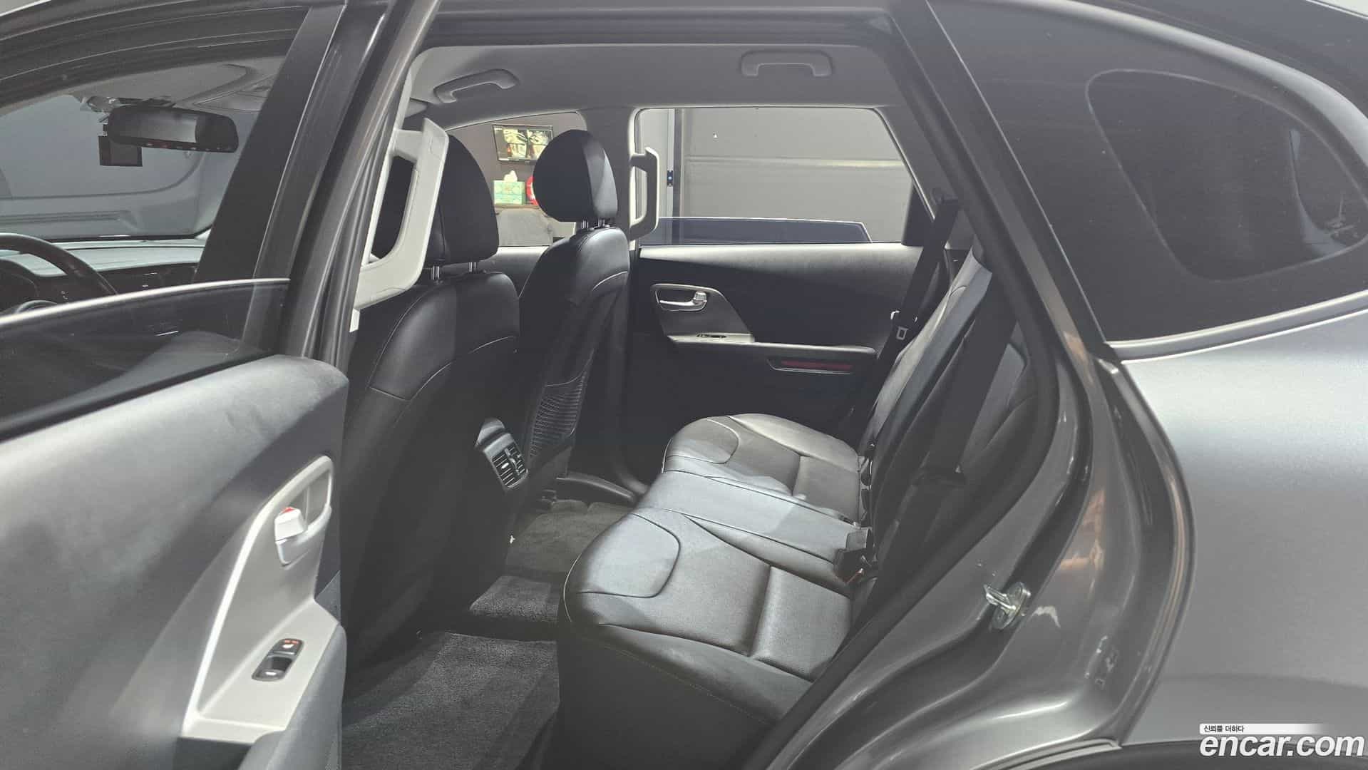 Niro Kia 2022.8-OPTION-016