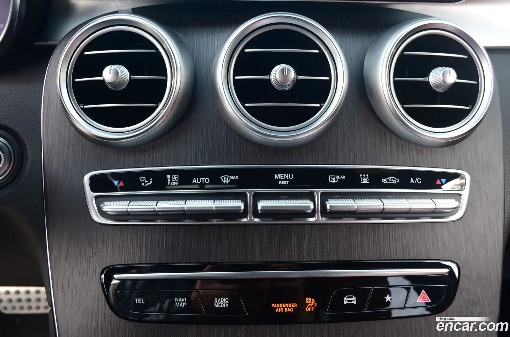 GLC-Class Mercedes-Benz 2021.1-OPTION-020