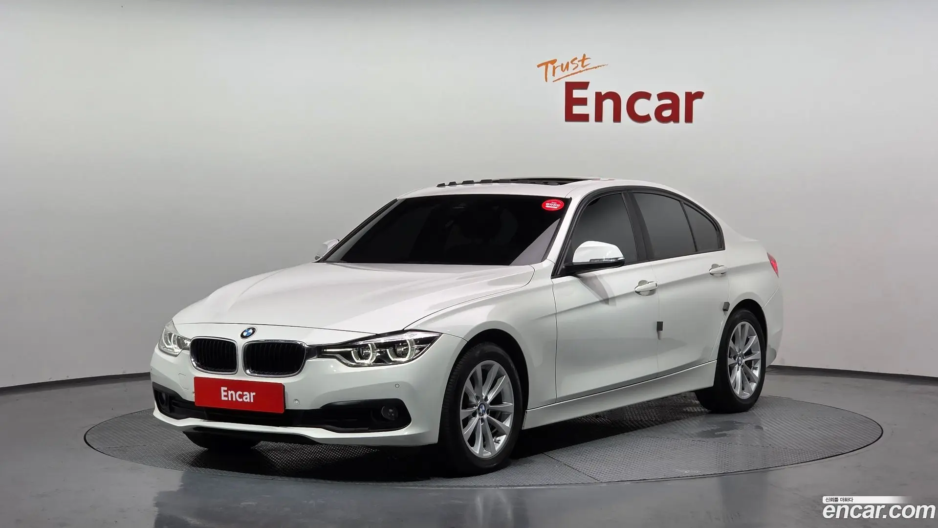 Main__Slider__Photo:3-Series BMW 2018.1-0