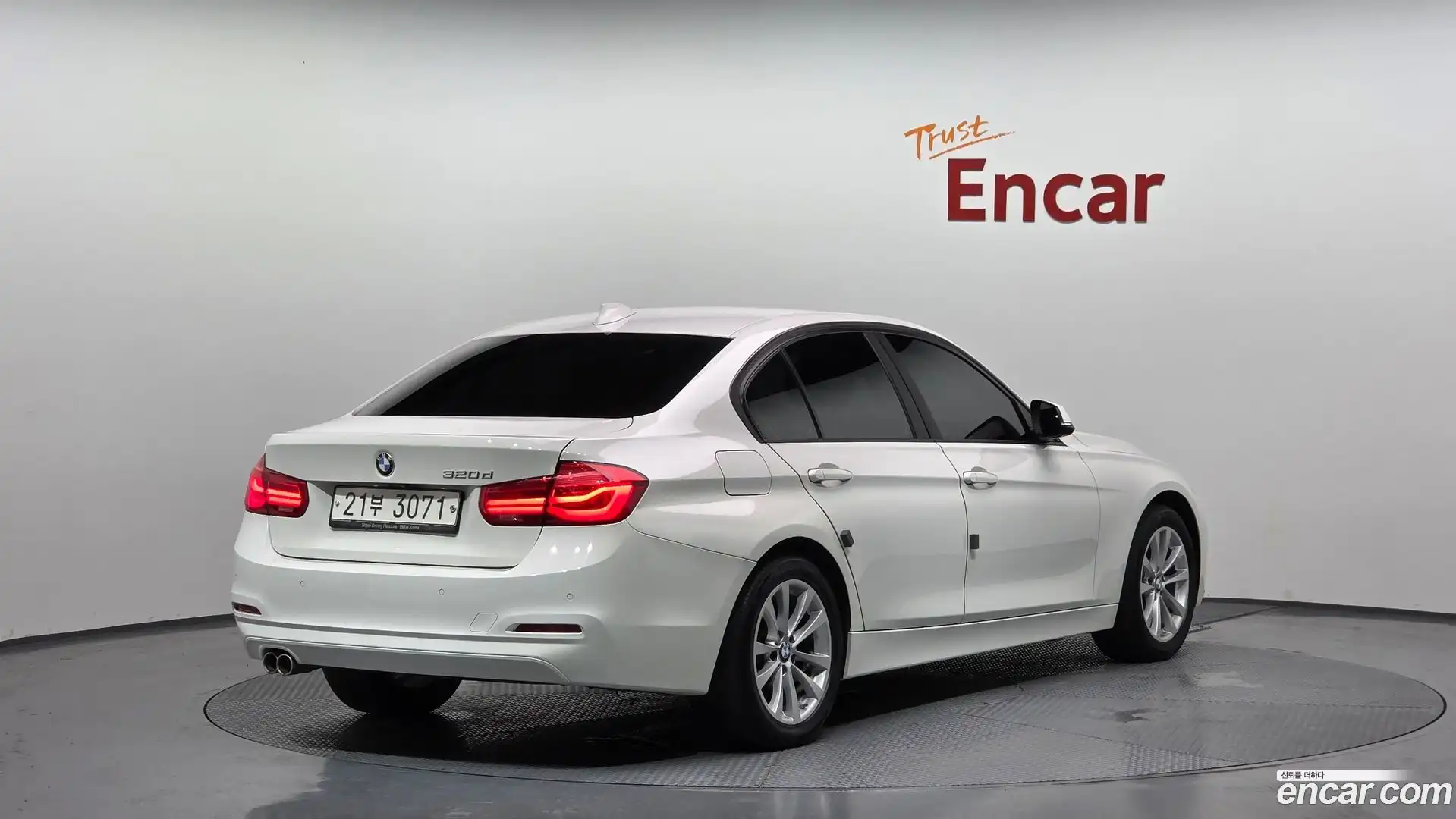 3-Series BMW 2018.1-OUTER-002