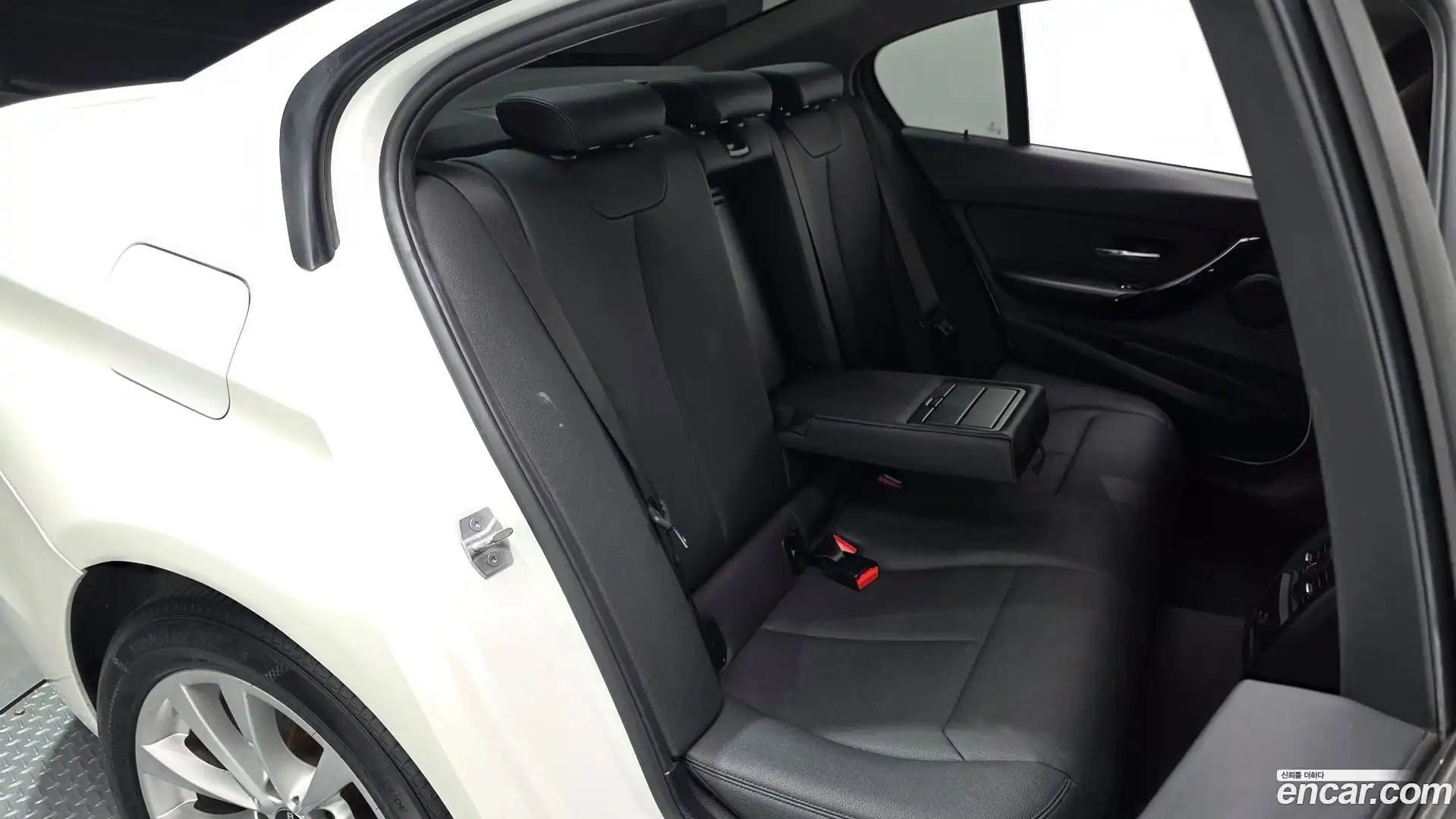 3-Series BMW 2018.1-OPTION-016