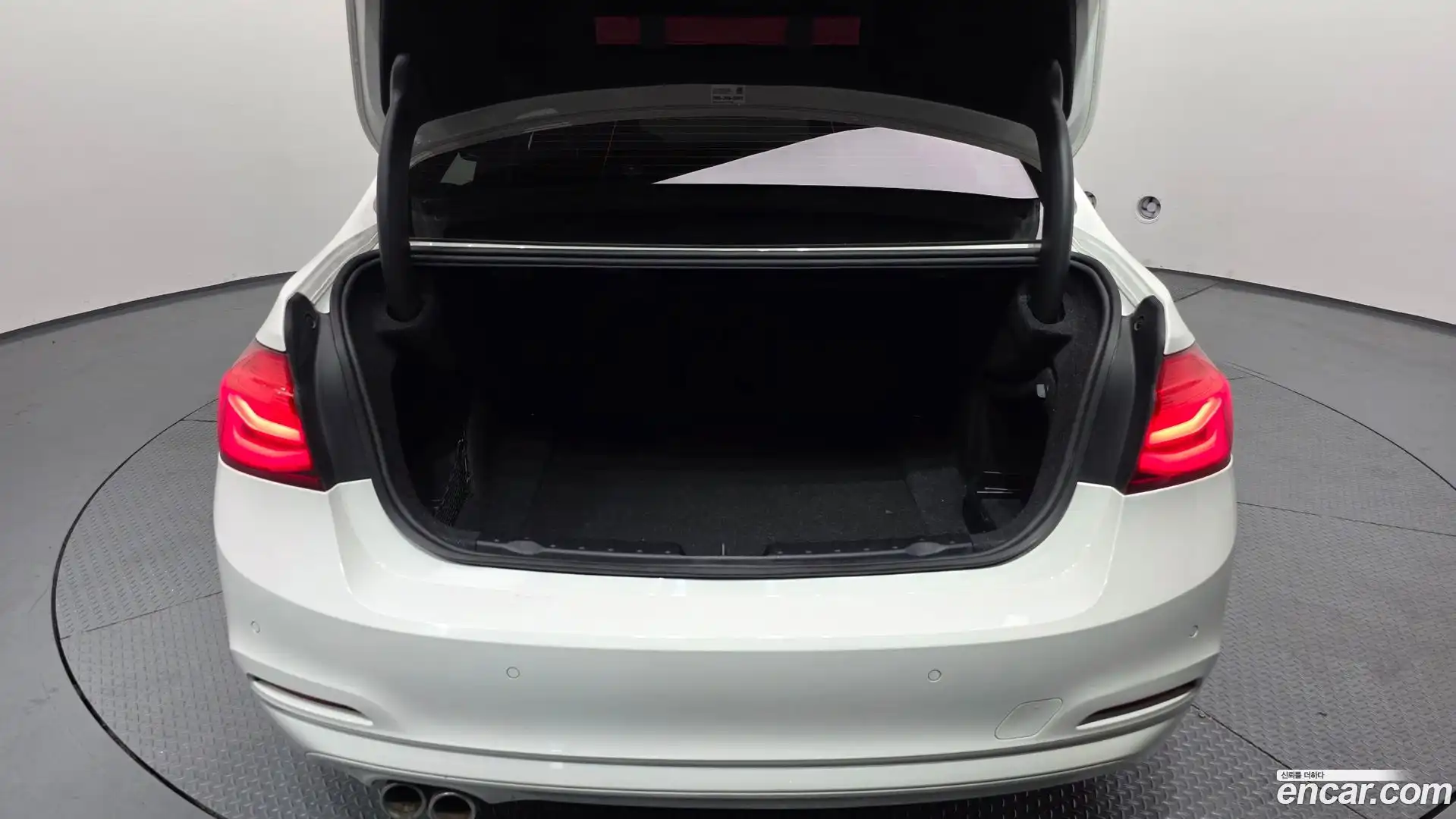 3-Series BMW 2018.1-OPTION-024
