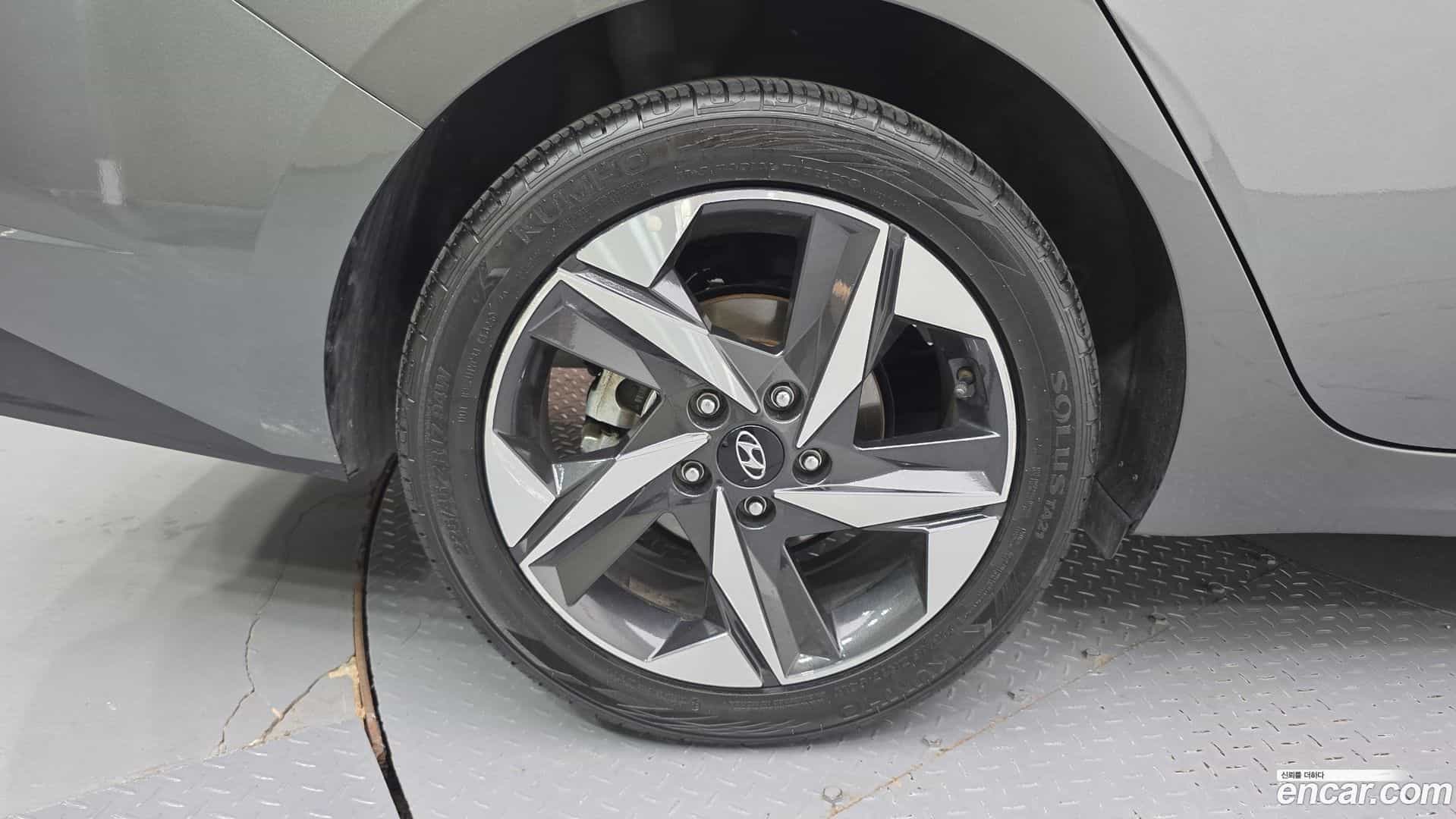 AVANTE Hyundai 2023.2-OUTER-005