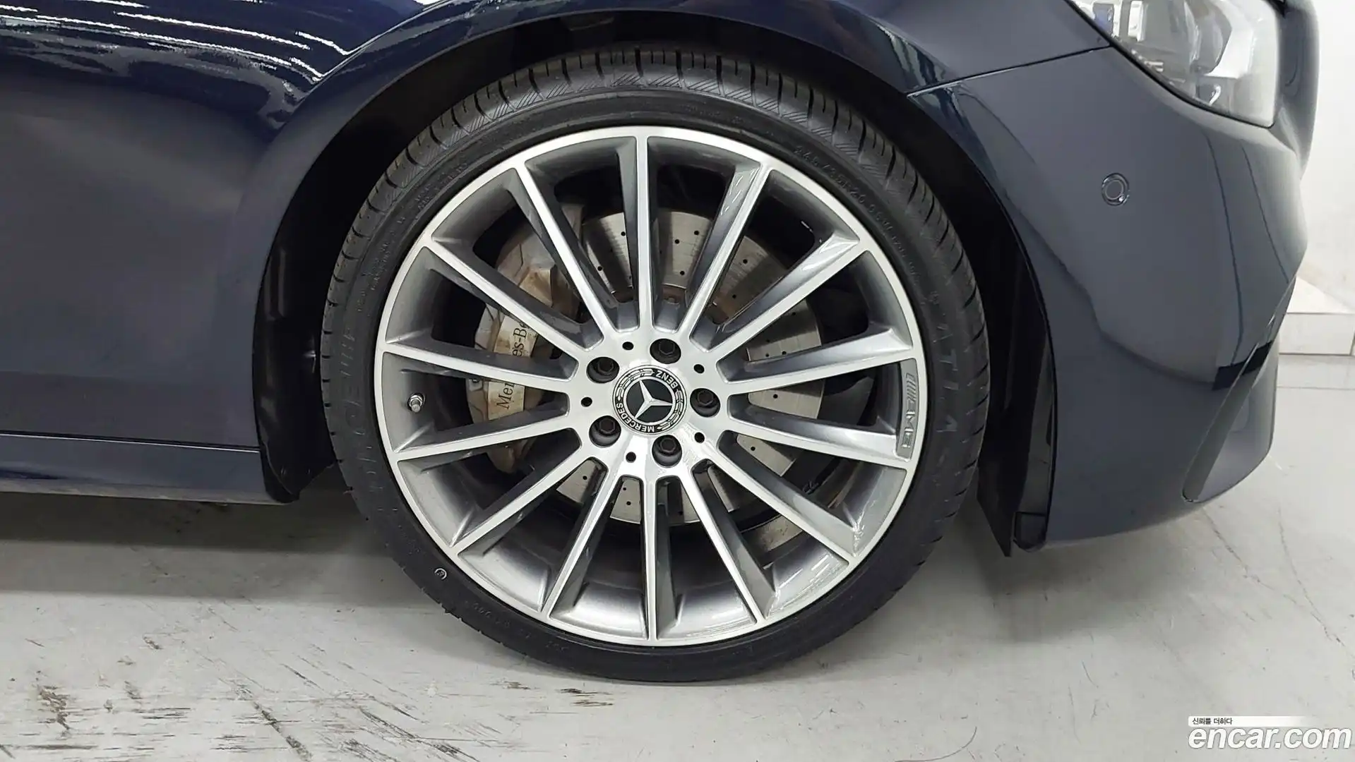 E-Class Mercedes-Benz 2022.2-OUTER-005