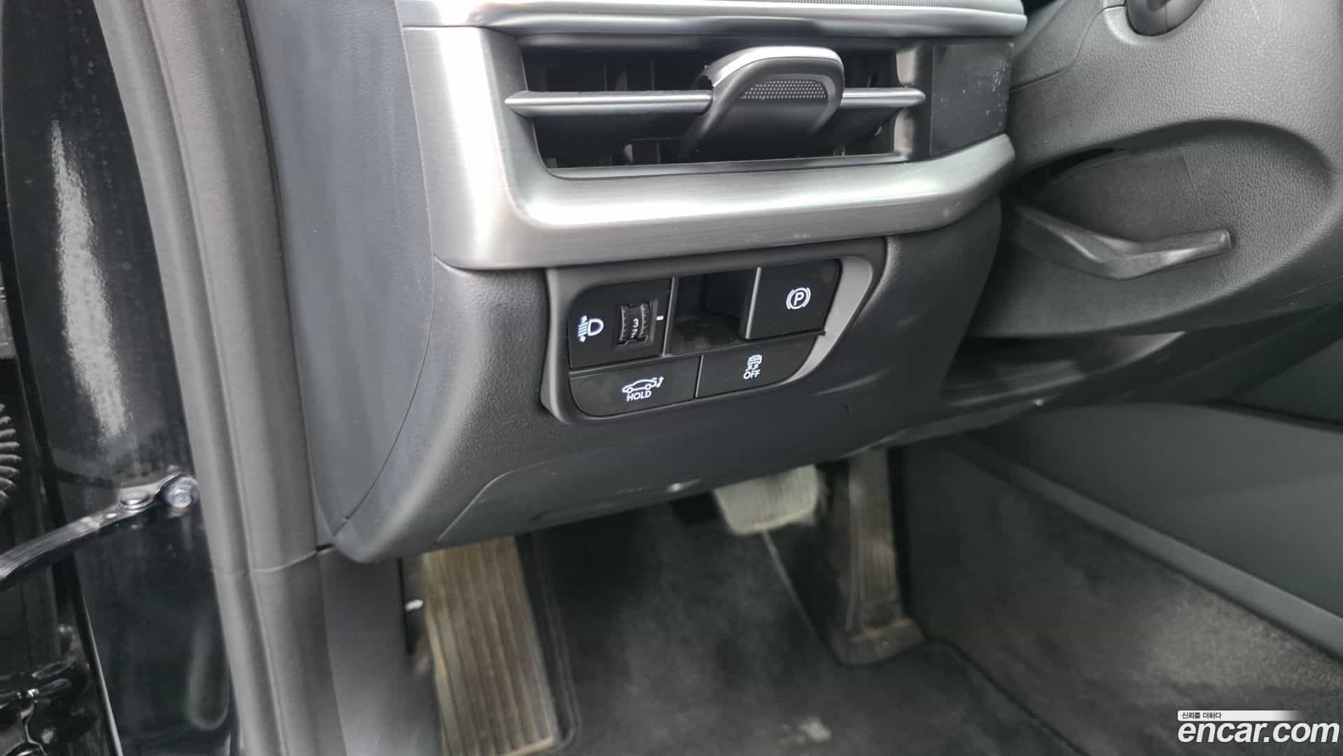 Grandeur Hyundai 2023.1-OPTION-016