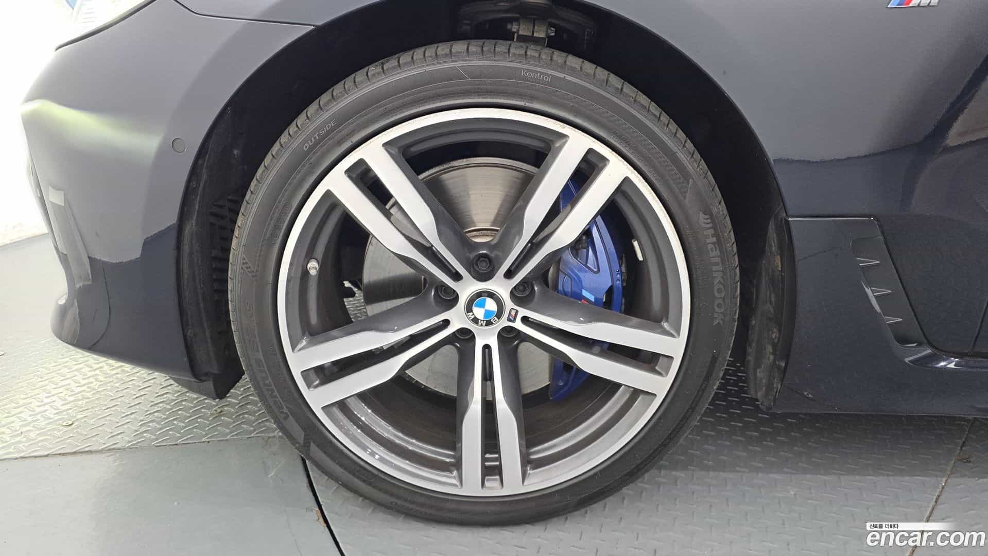 Gran Turismo BMW 2022.2-OUTER-005