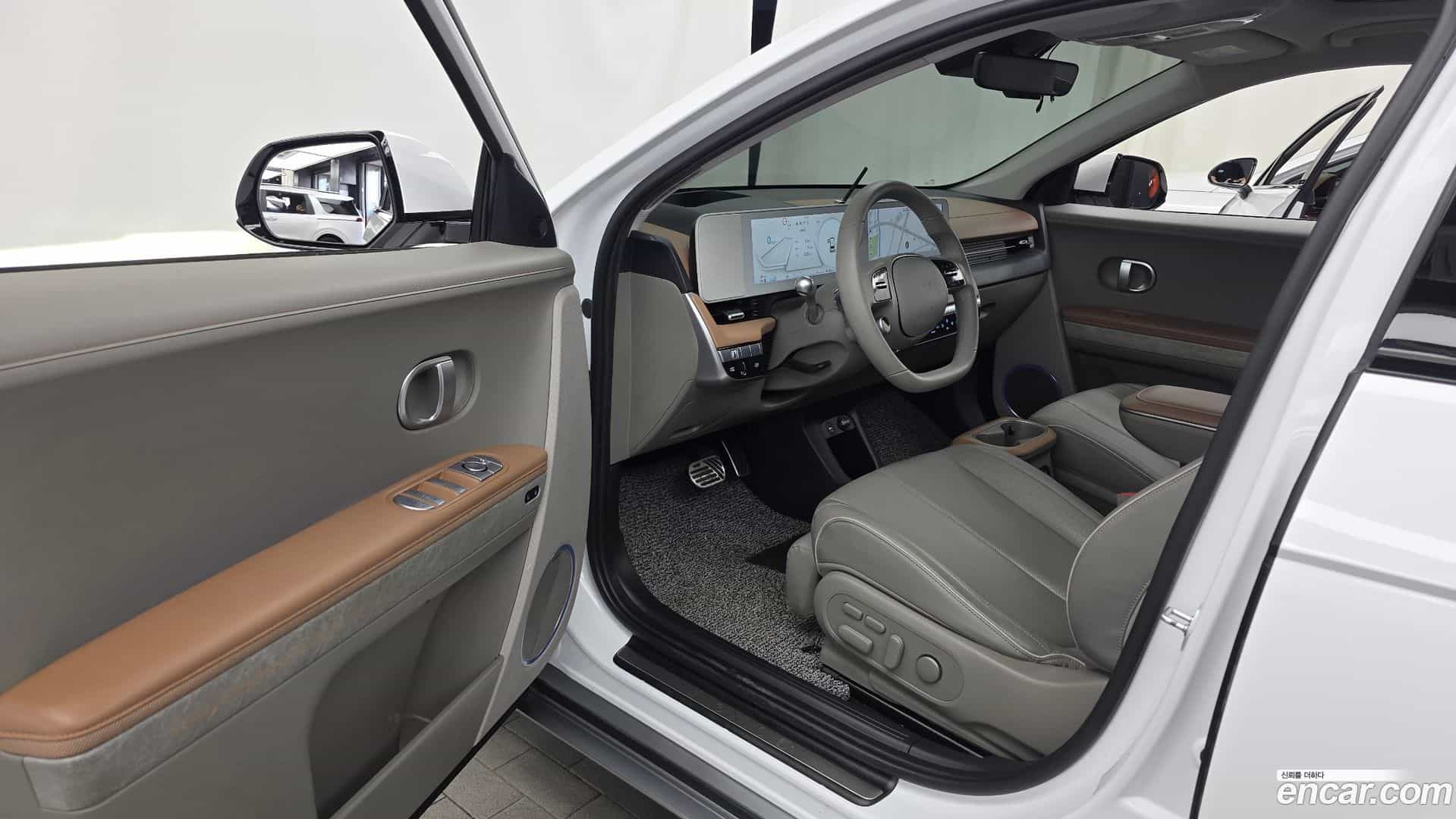Ioniq5 Hyundai 2022.10-INNER-010