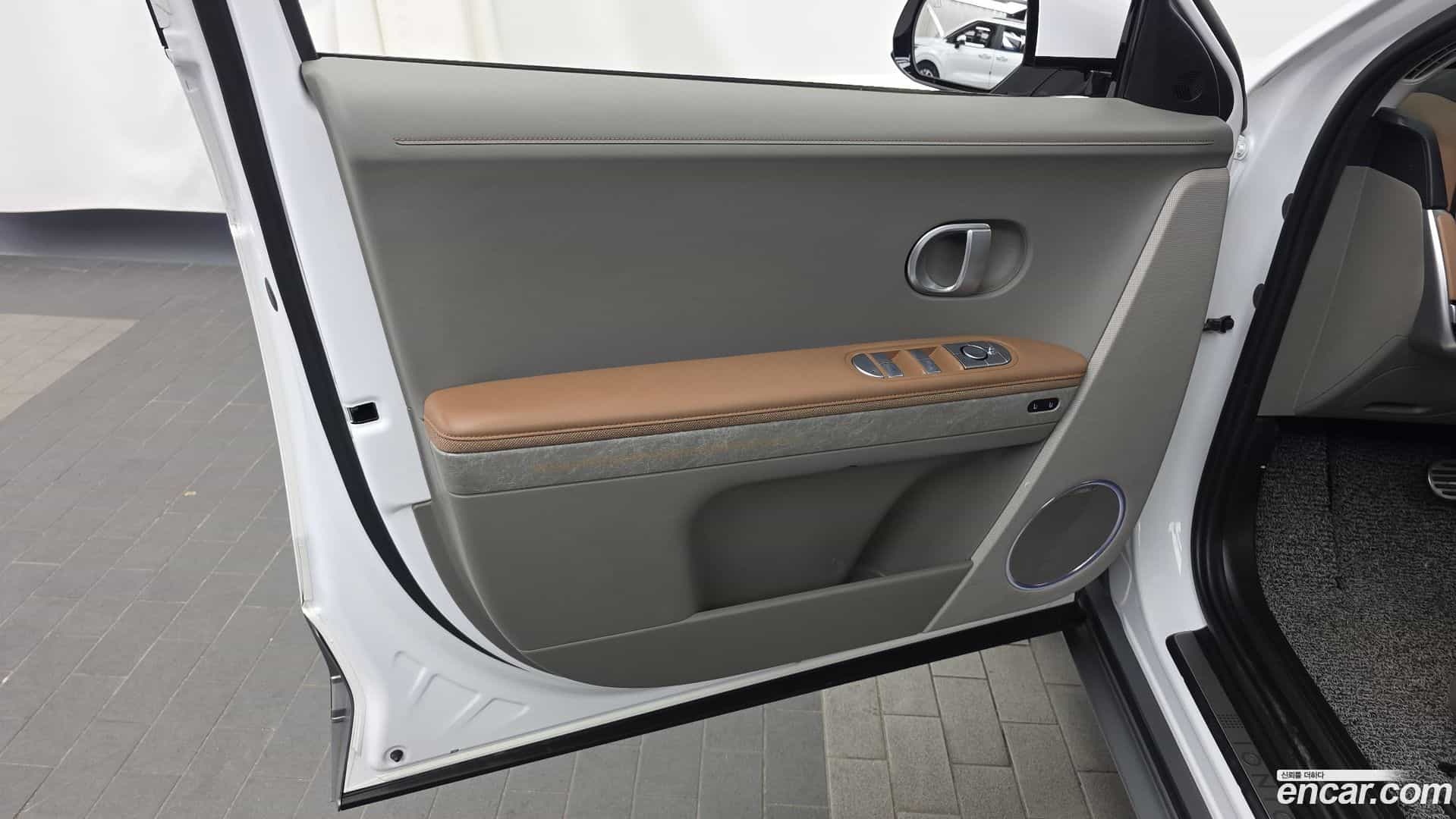 Ioniq5 Hyundai 2022.10-INNER-034
