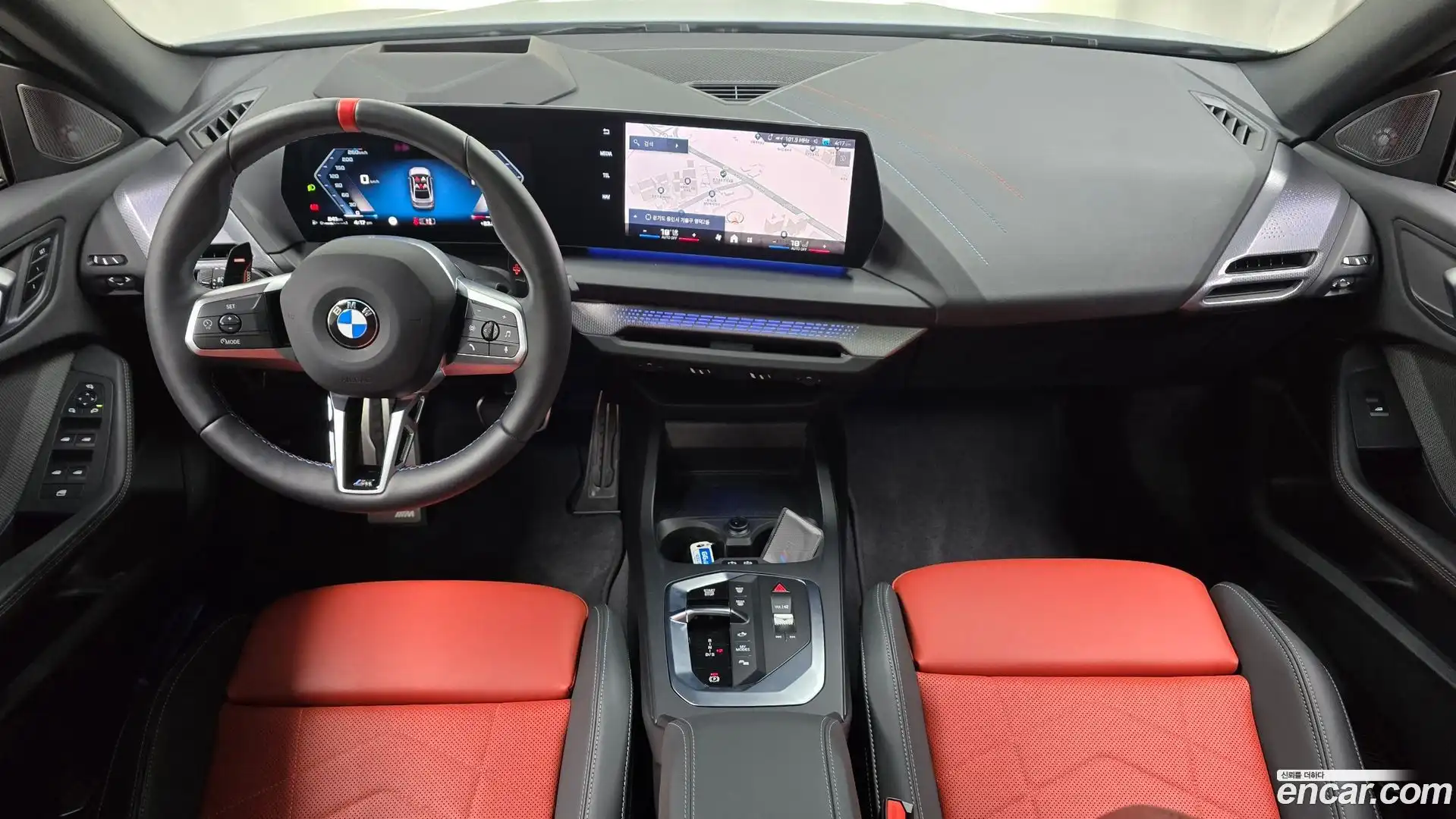 2-Series BMW 2025.5-INNER-007