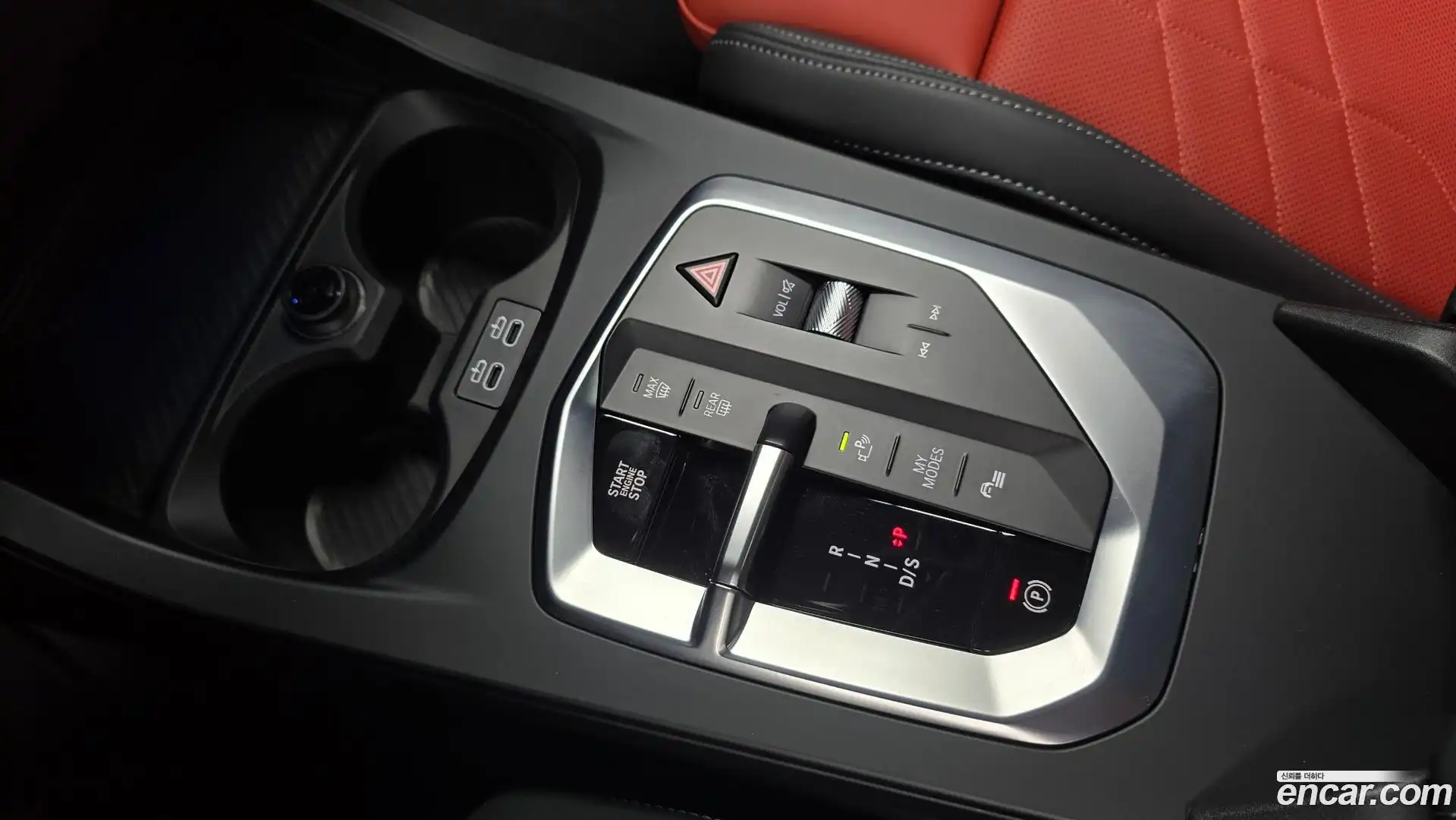 2-Series BMW 2025.5-INNER-009