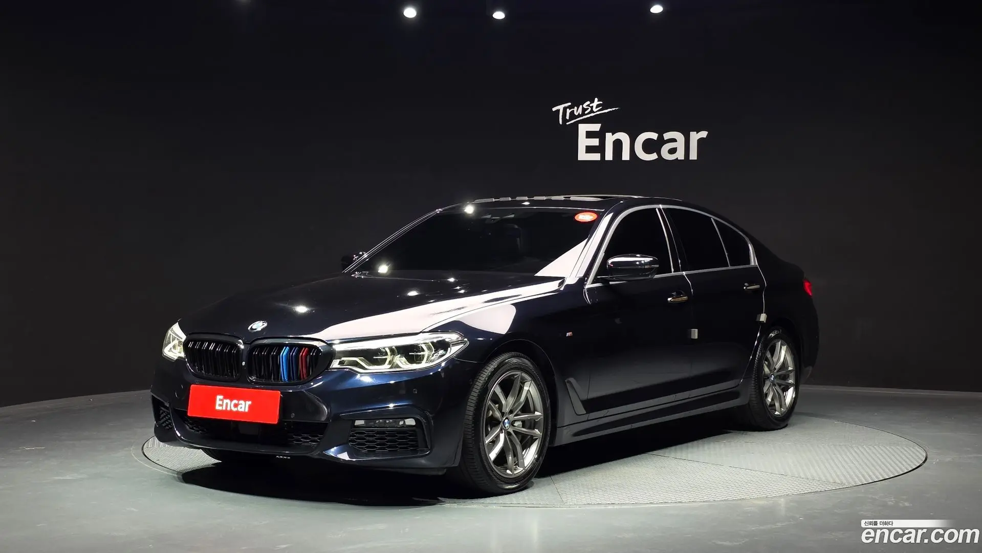 Main__Slider__Photo:5-Series BMW 2018.2-0