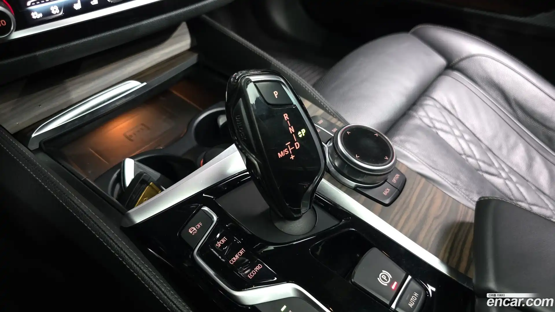 5-Series BMW 2018.2-INNER-009