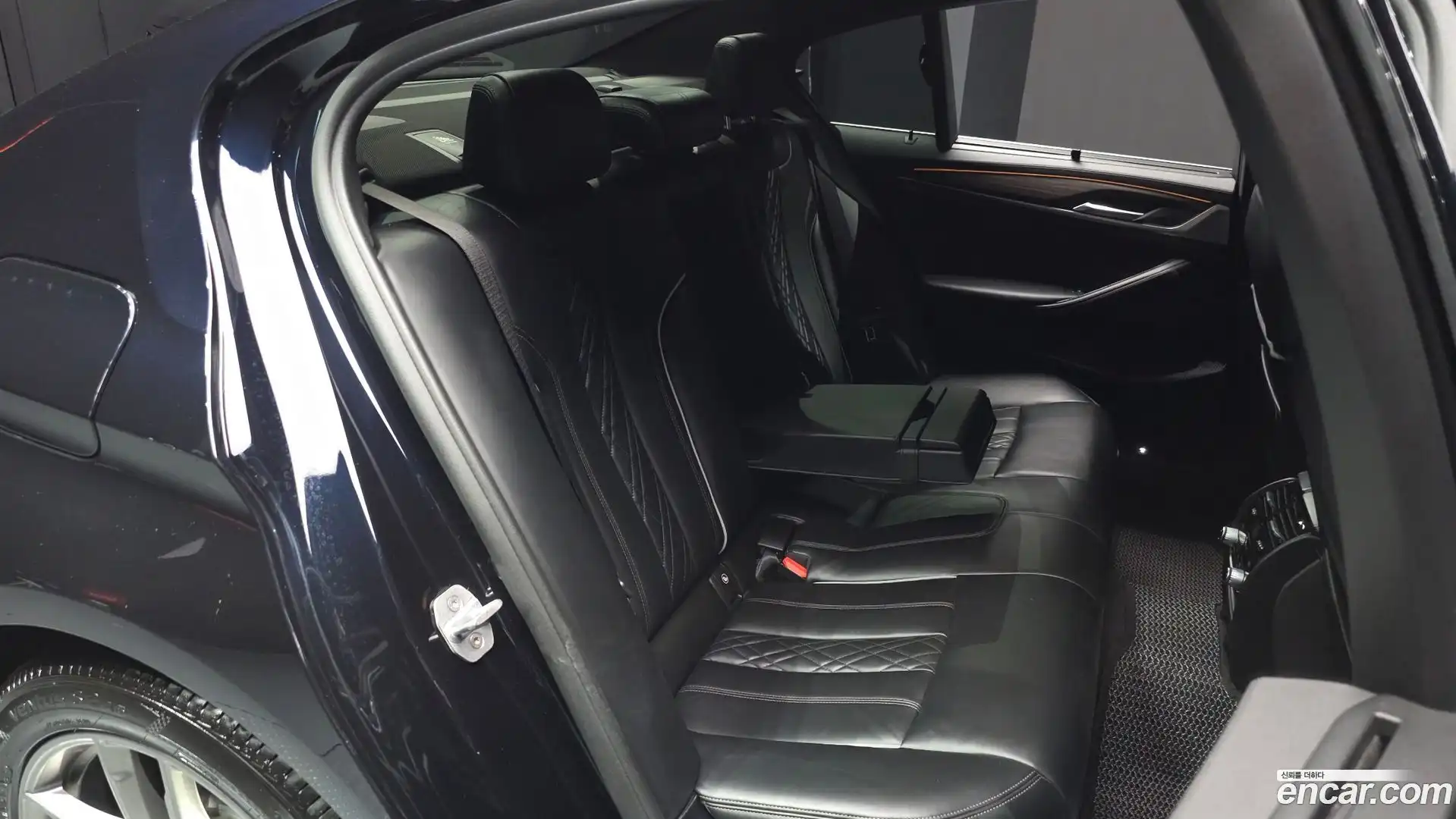 5-Series BMW 2018.2-OPTION-016