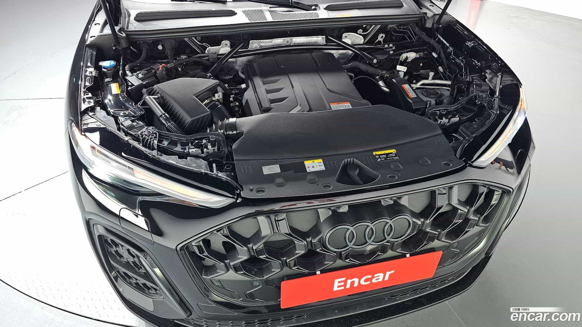 Q5 Audi 2025.11-OUTER-006