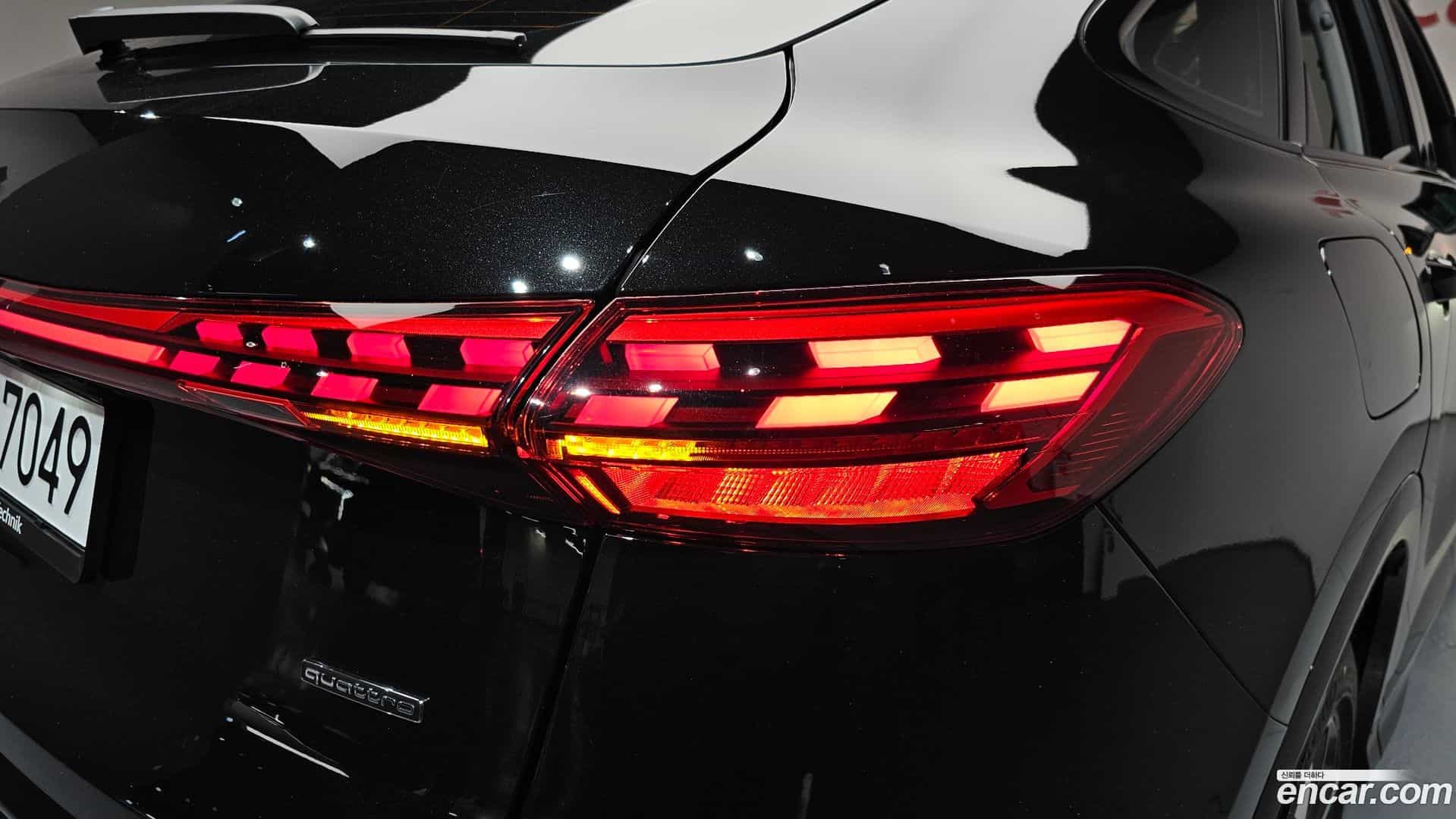 Q5 Audi 2025.11-OUTER-033