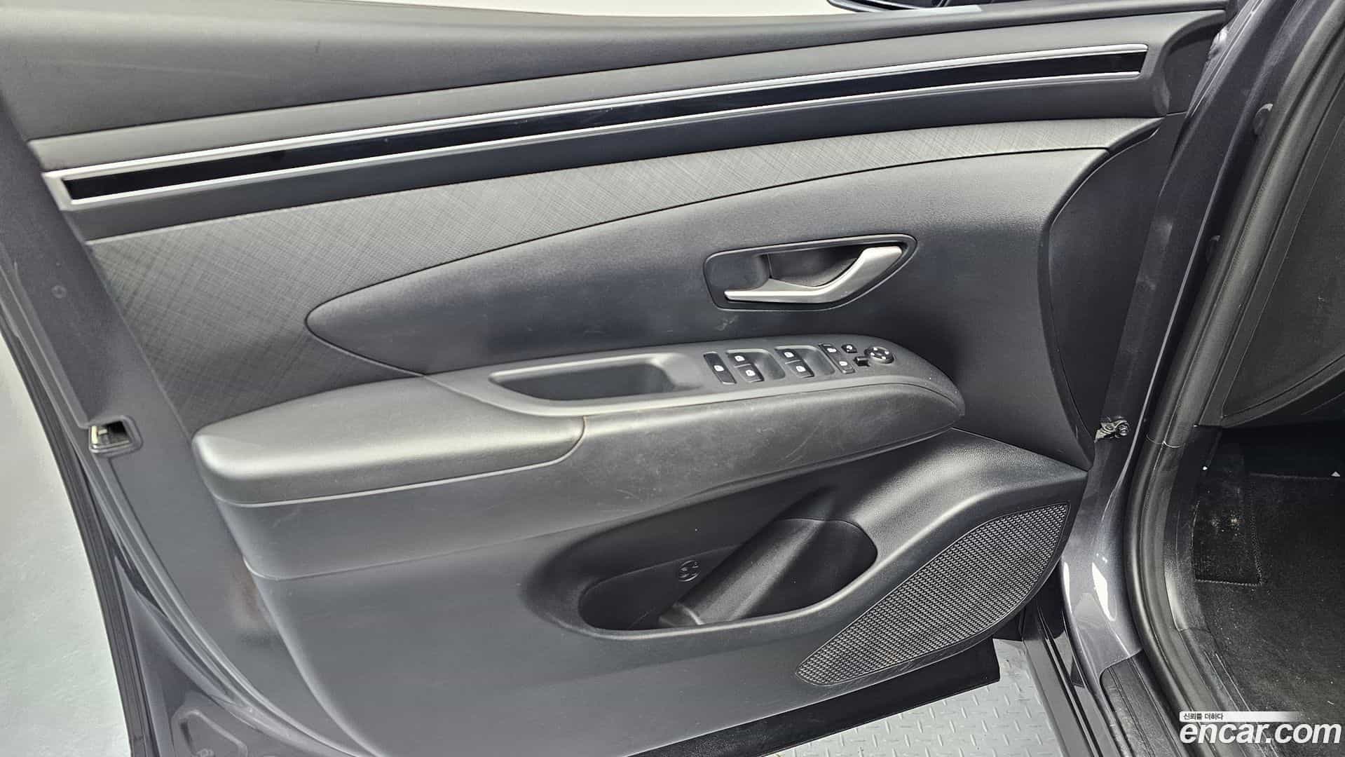 Tucson Hyundai 2021.5-INNER-034