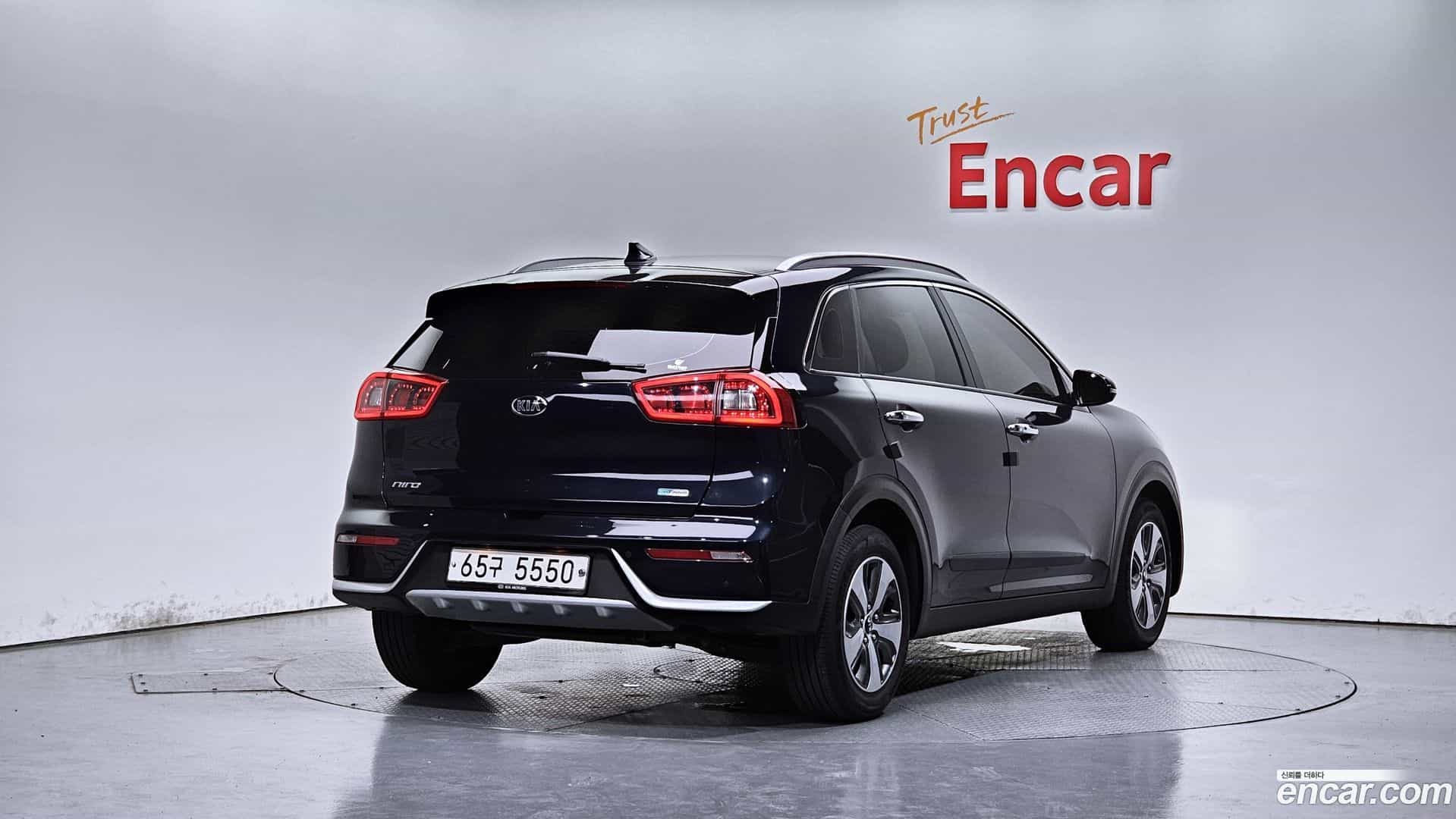 Niro Kia 2017.6-OUTER-002