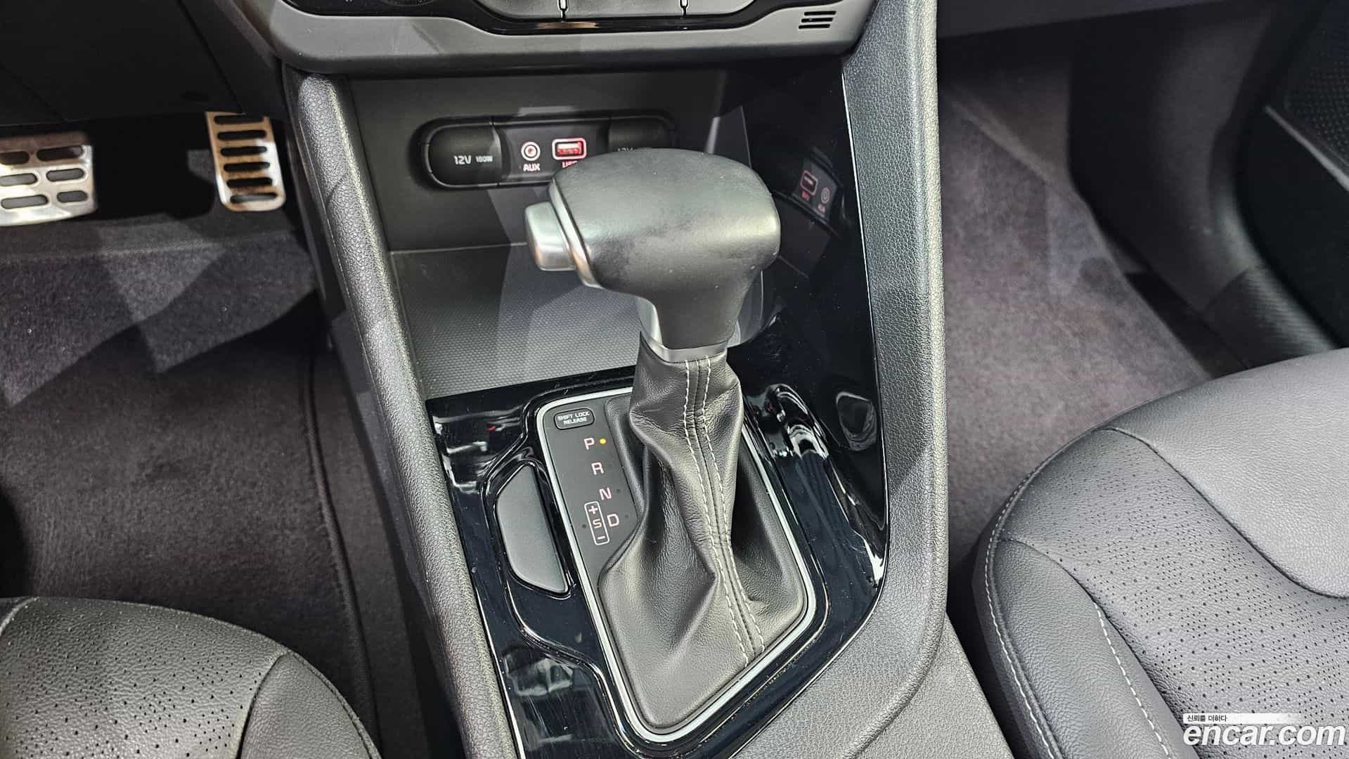 Niro Kia 2017.6-INNER-009