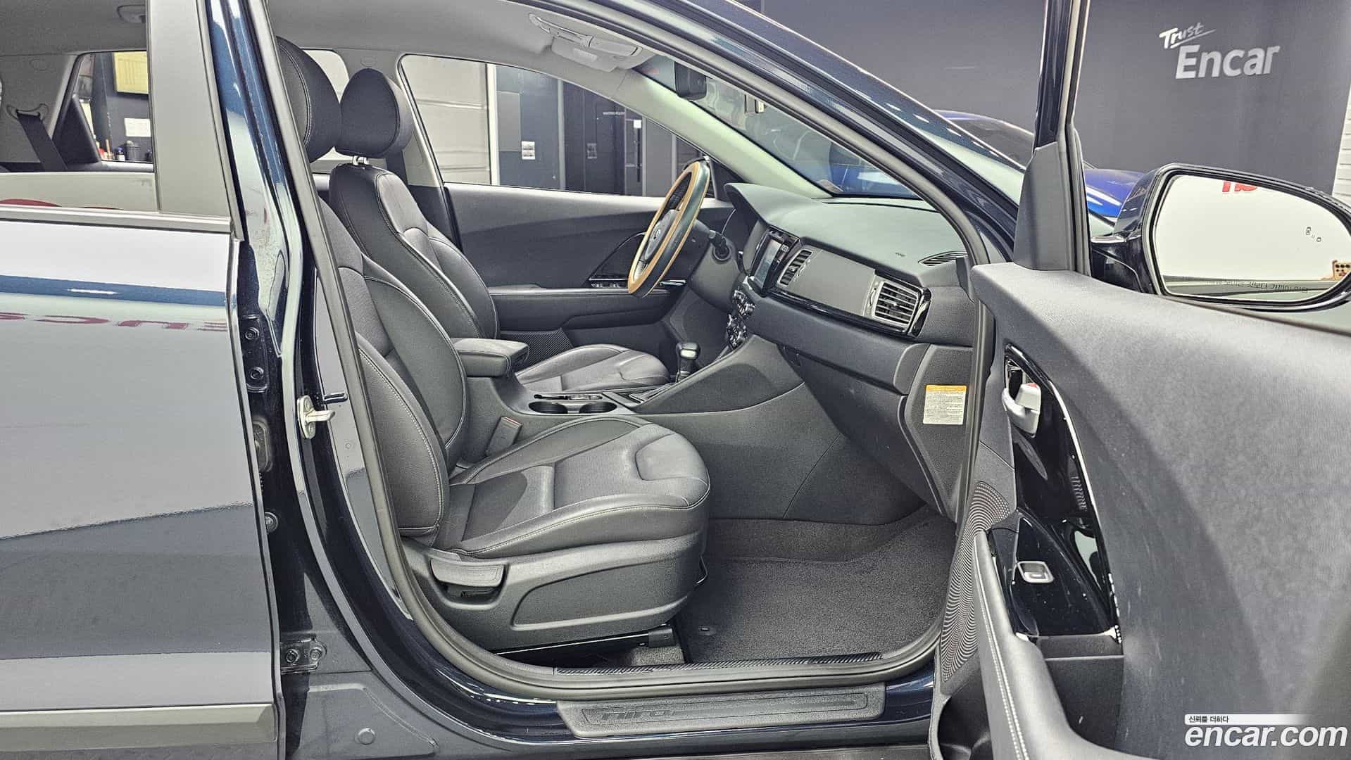 Niro Kia 2017.6-OPTION-015