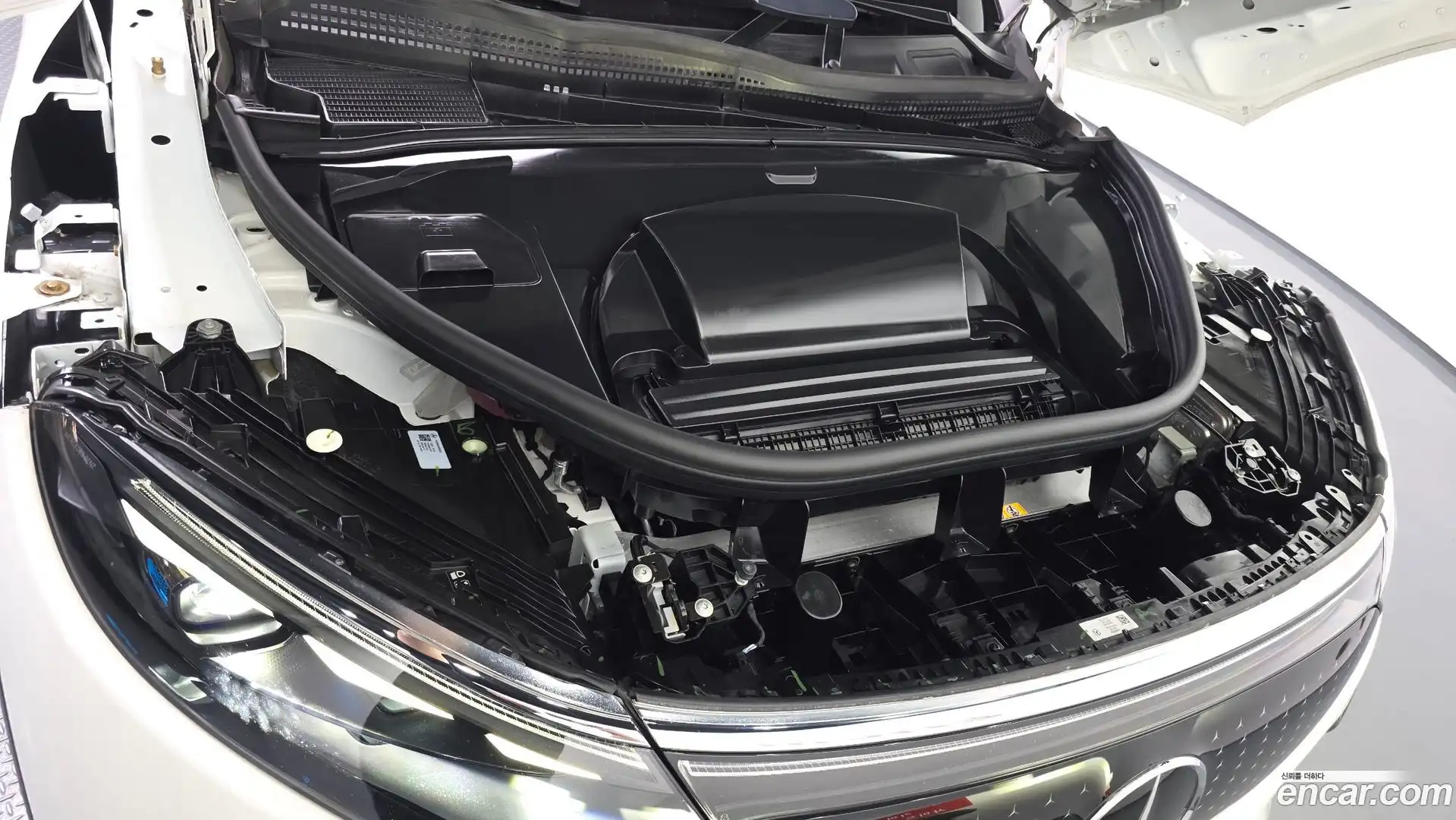 EQS Mercedes-Benz 2023.5-OUTER-006