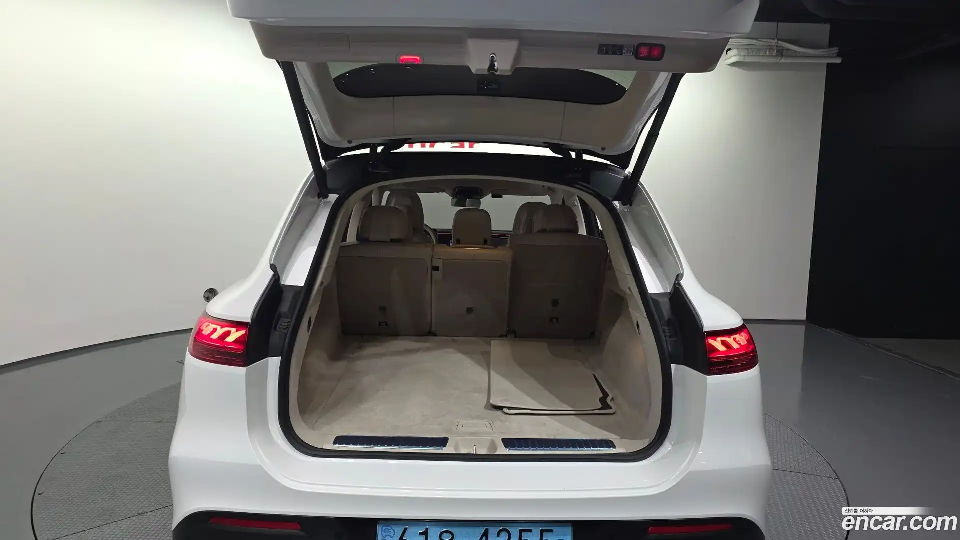 EQS Mercedes-Benz 2023.5-OPTION-024