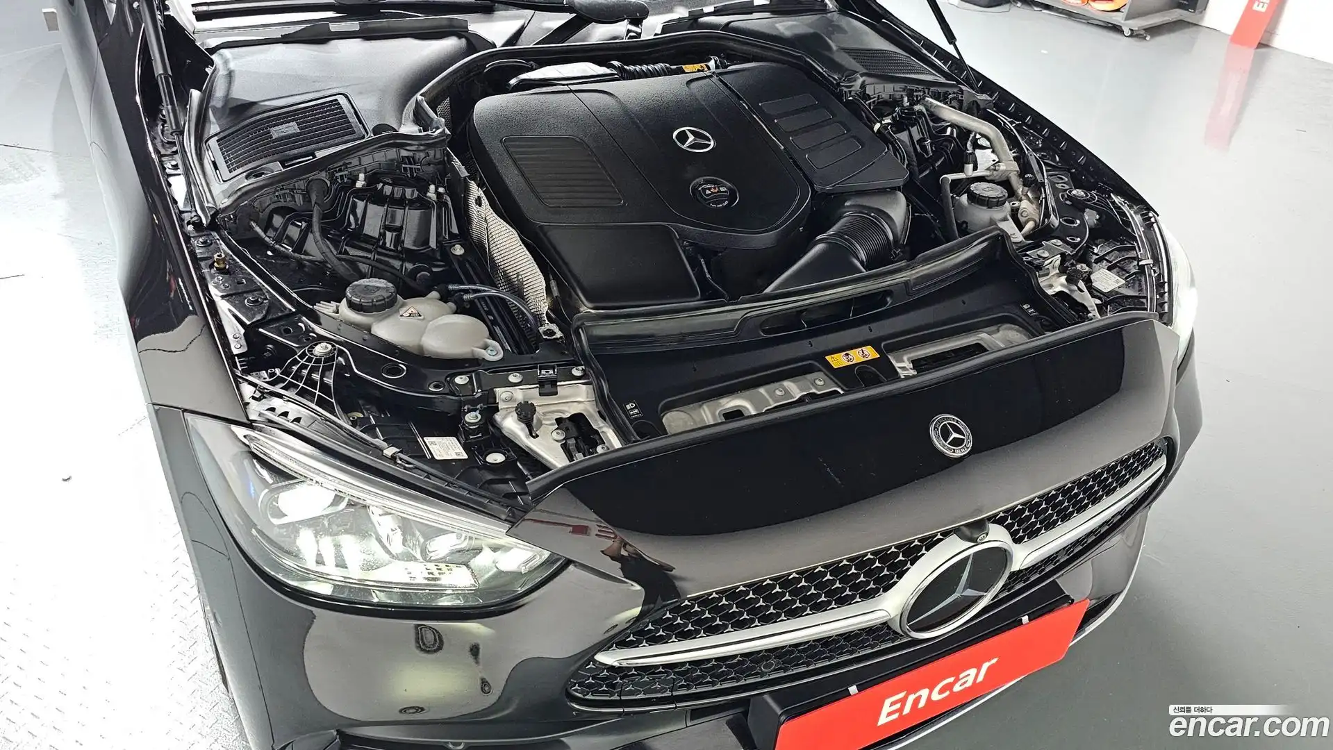 C-Class Mercedes-Benz 2024.1-OUTER-006