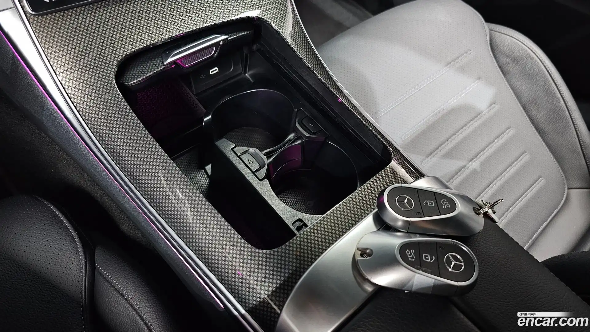 C-Class Mercedes-Benz 2024.1-OPTION-041
