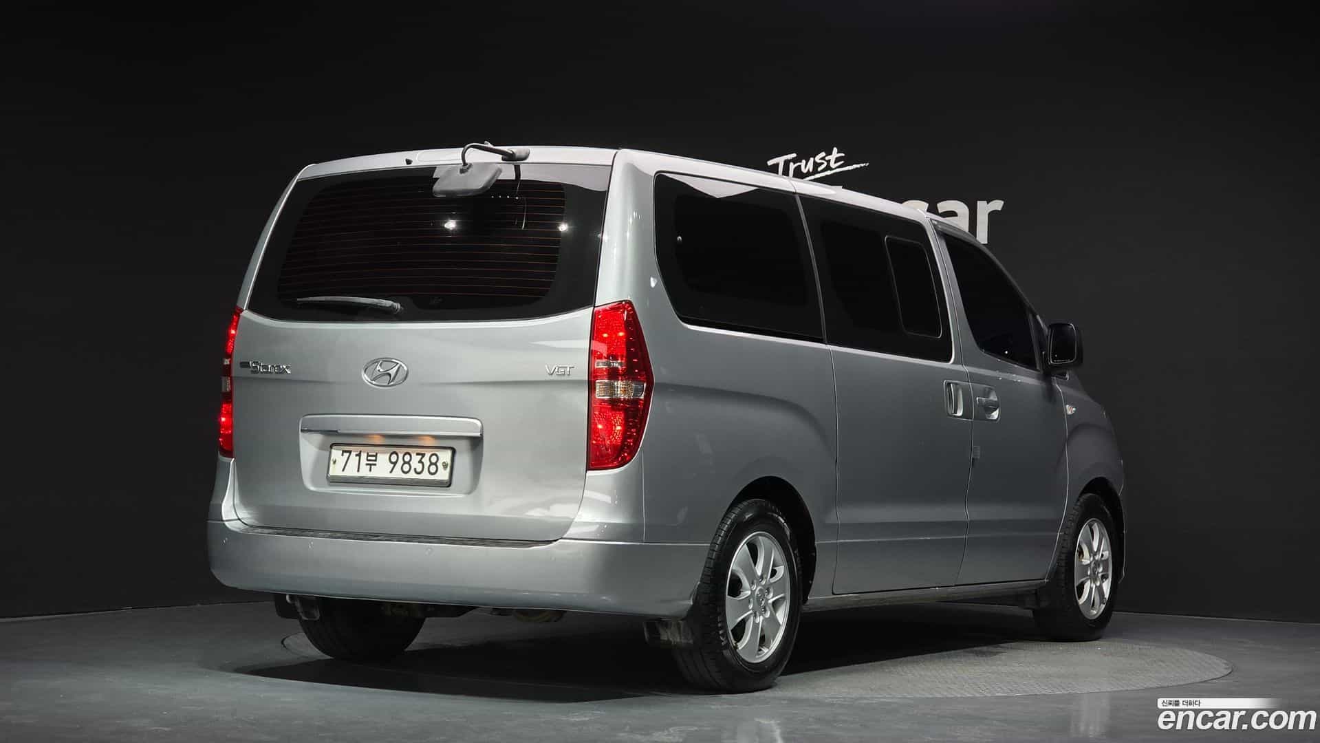 Starex Hyundai 2019.4-OUTER-002