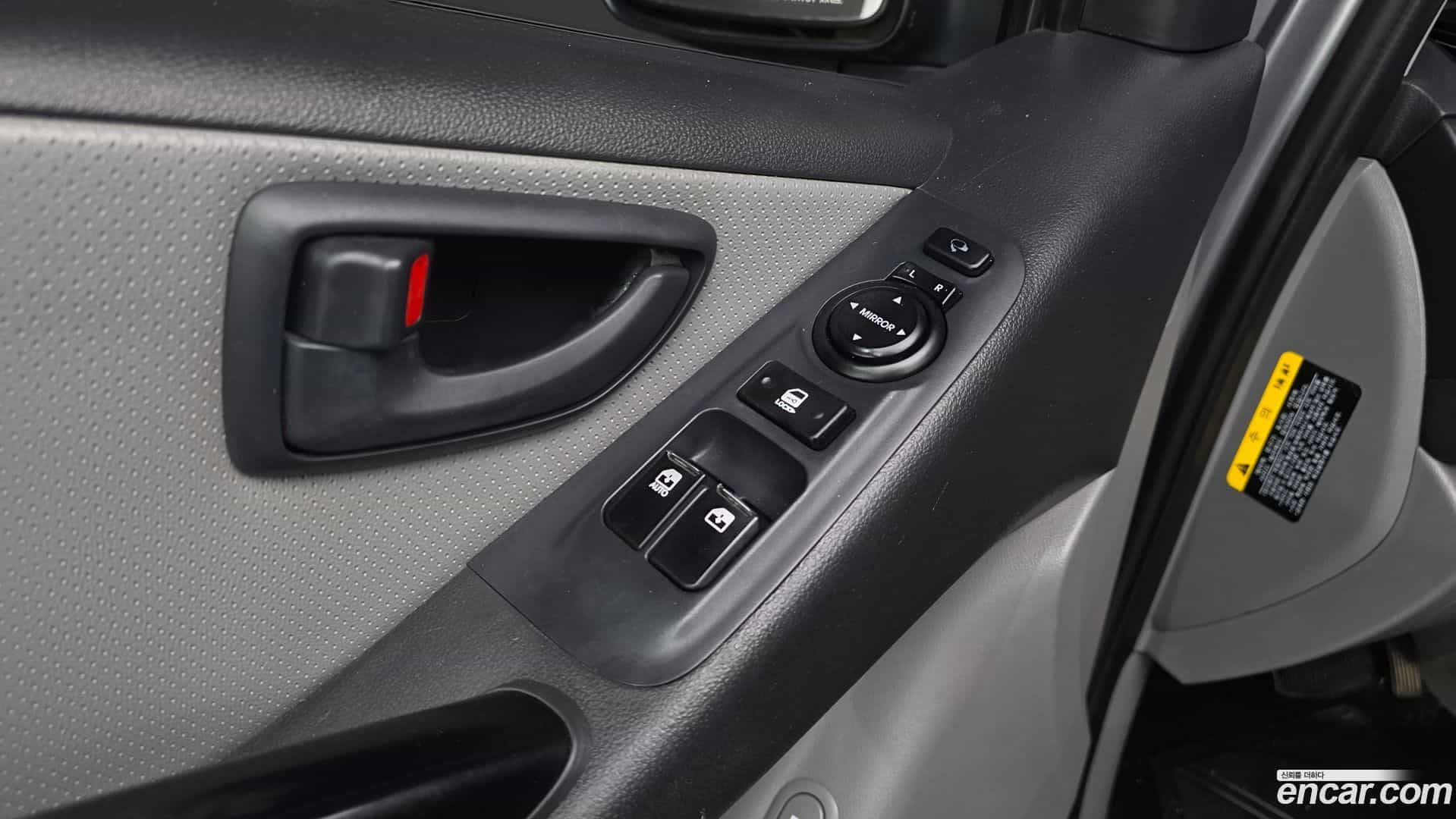 Starex Hyundai 2019.4-OPTION-023