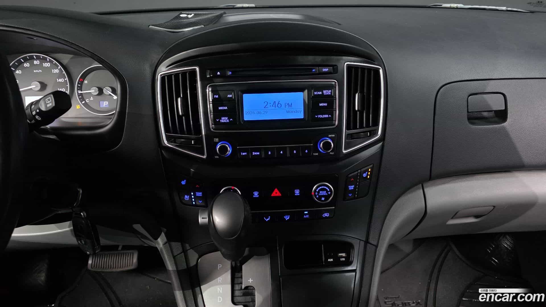Starex Hyundai 2019.4-OPTION-041