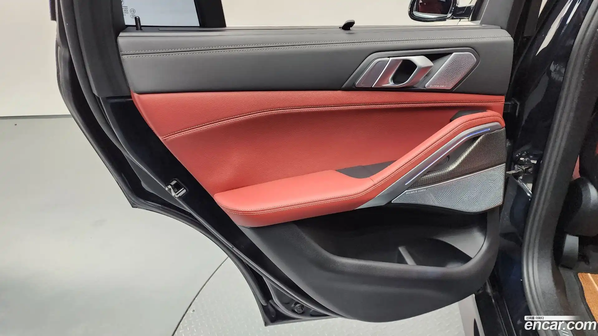 X6 BMW 2021.1-INNER-035