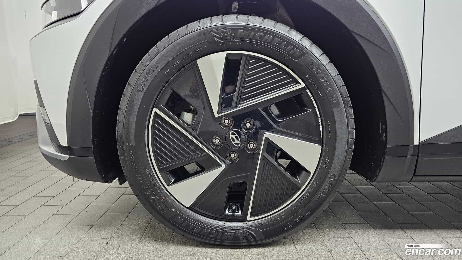 Ioniq5 Hyundai 2024.6-OUTER-005