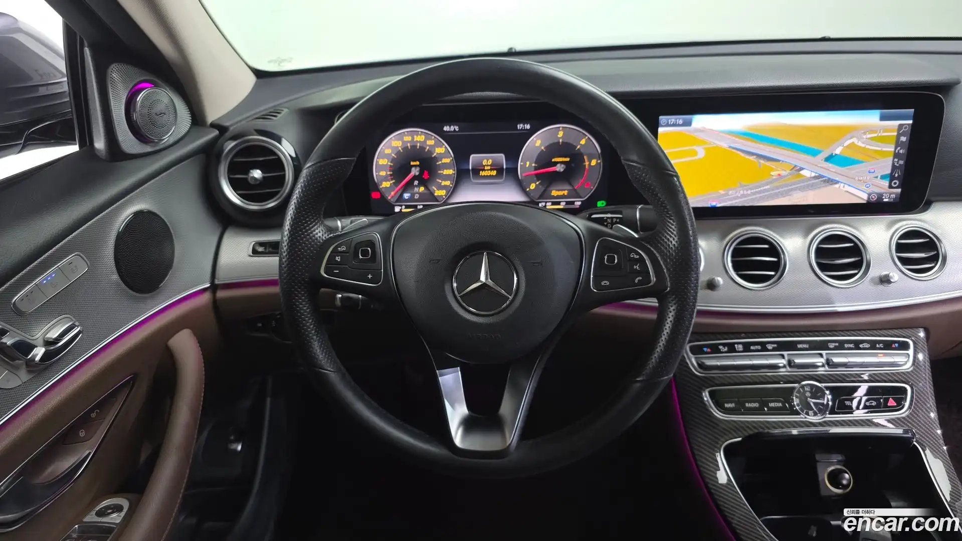 E-Class Mercedes-Benz 2017.6-OPTION-017