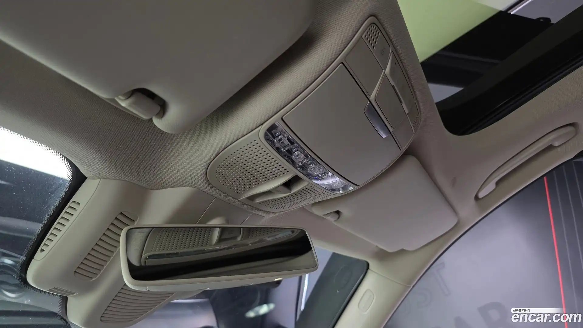 E-Class Mercedes-Benz 2017.6-OPTION-023