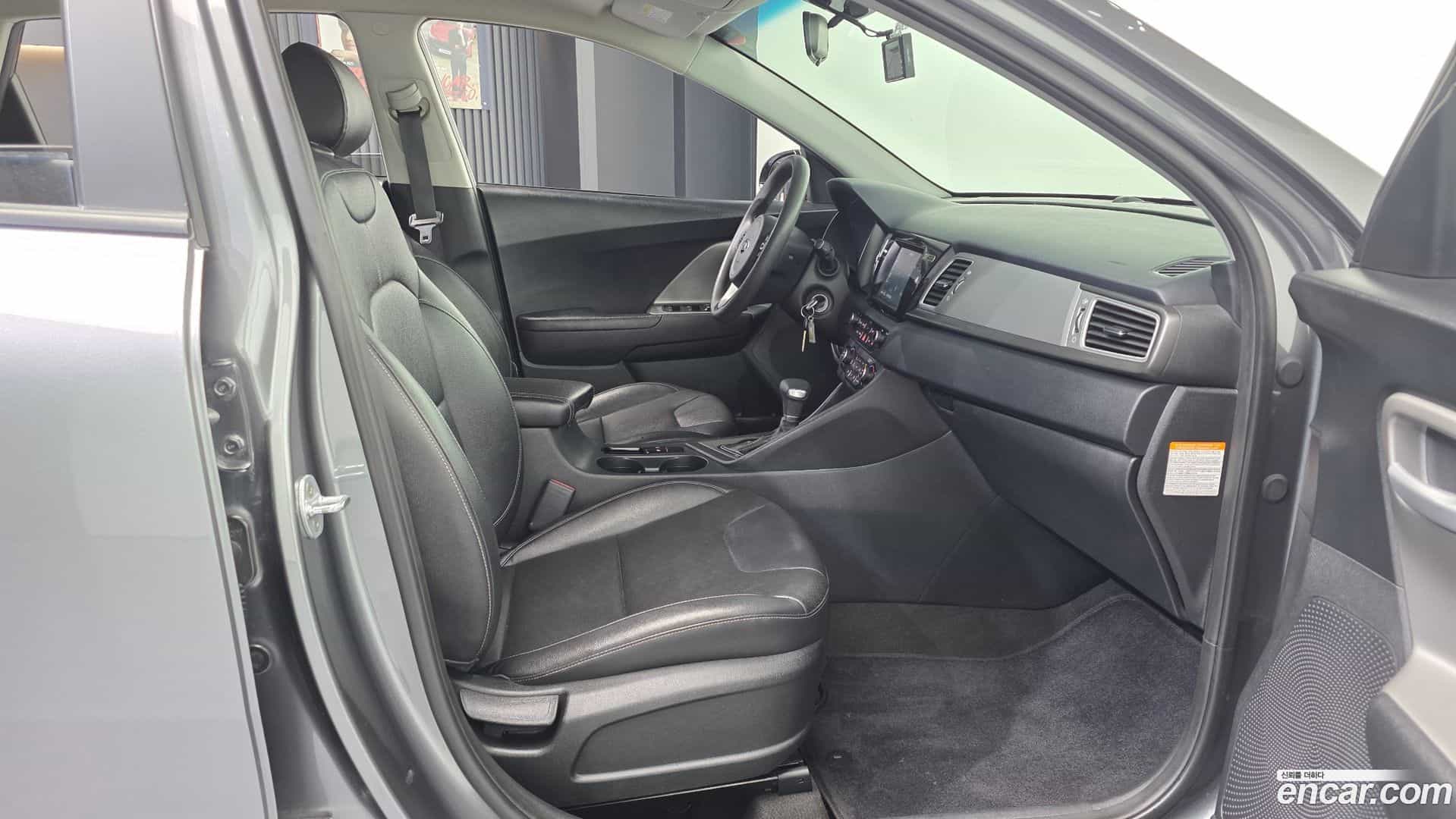 Niro Kia 2016.5-INNER-036