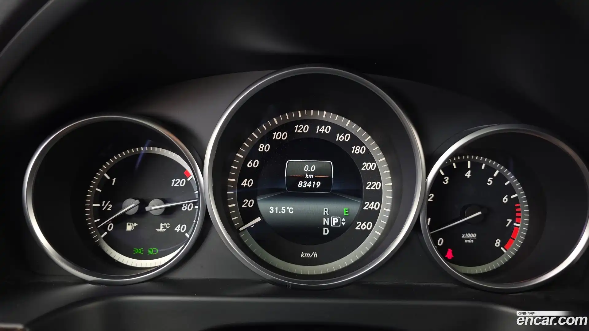 E-Class Mercedes-Benz 2015.7-INNER-008