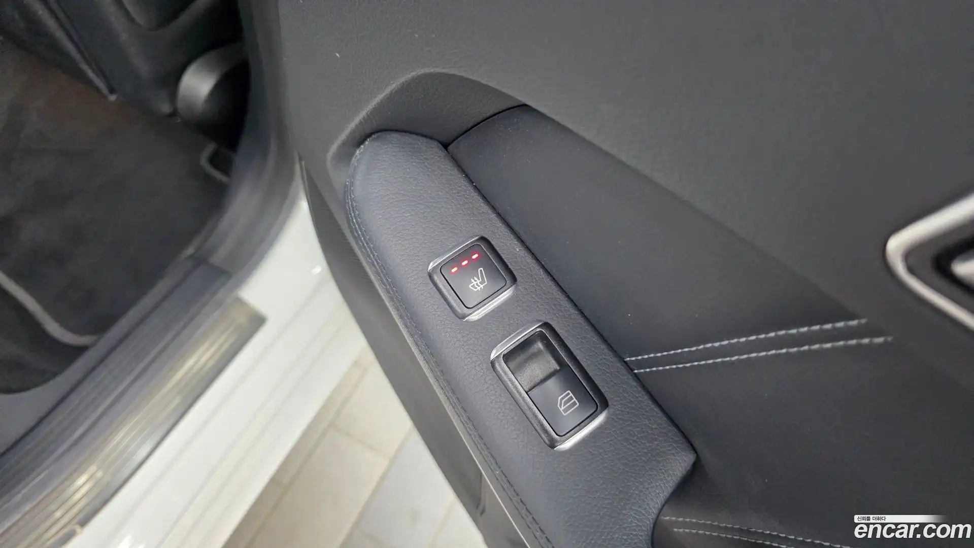 E-Class Mercedes-Benz 2015.7-OPTION-022