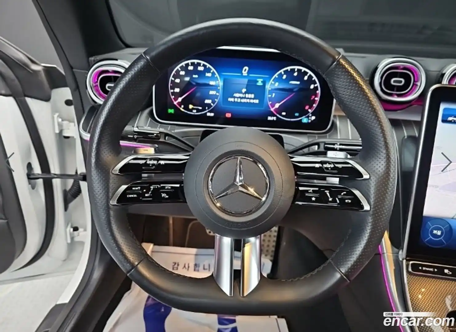 CLE-Class Mercedes-Benz 2024.6-INNER-009