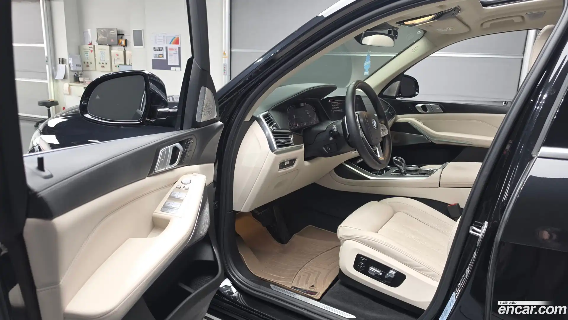 X7 BMW 2022.0-INNER-010