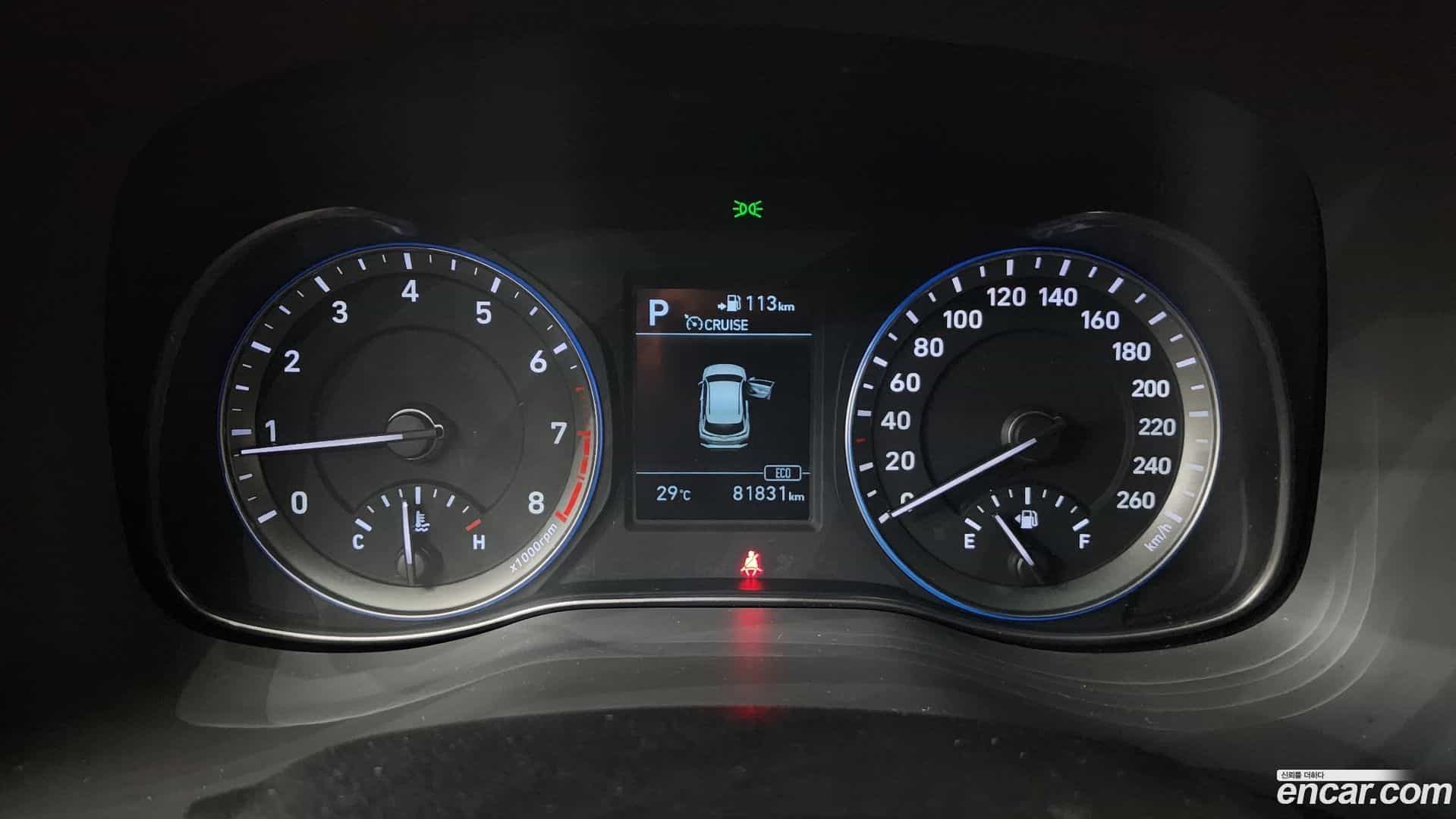 Kona Hyundai 2018.10-INNER-008