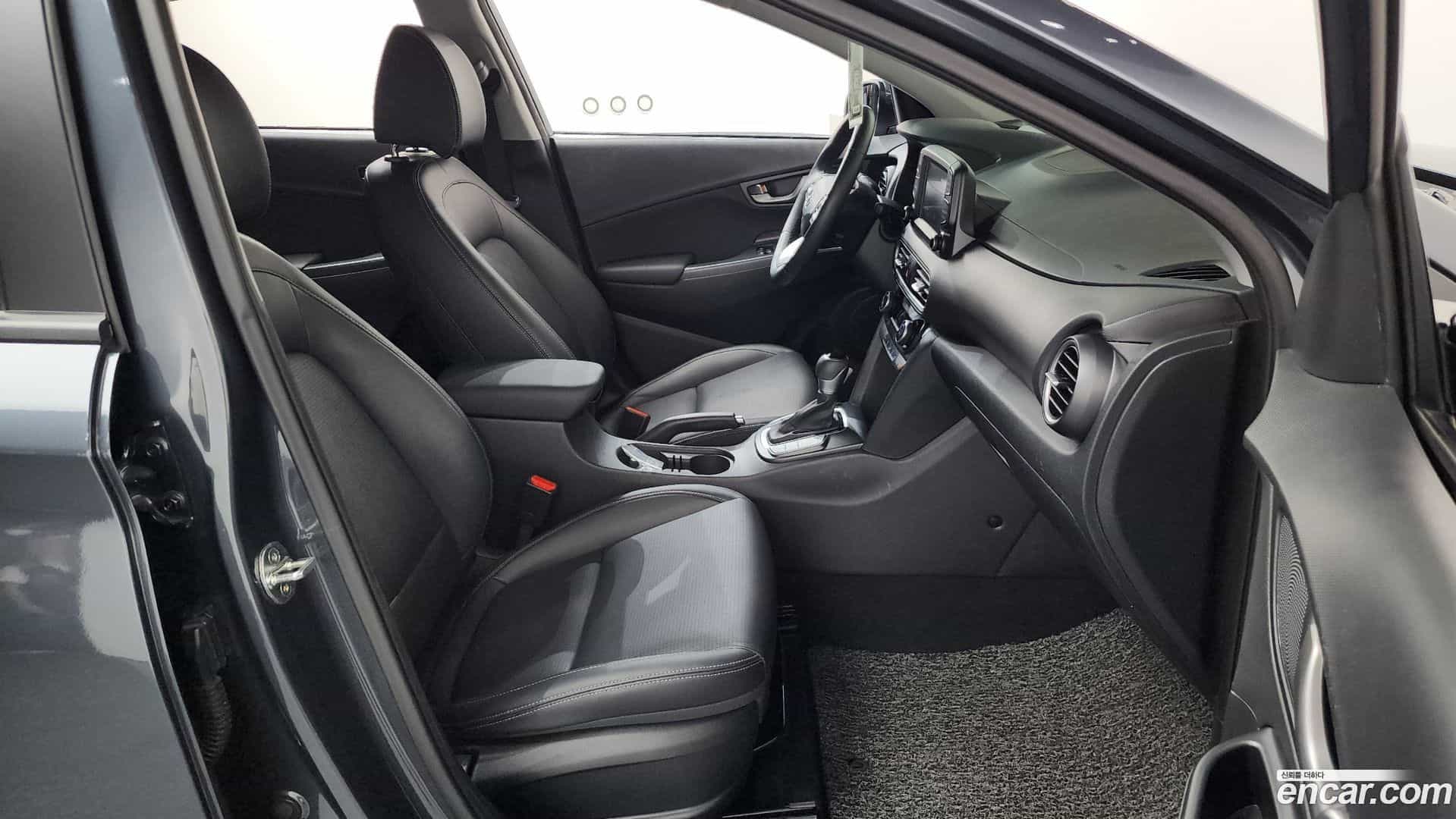Kona Hyundai 2018.10-INNER-036