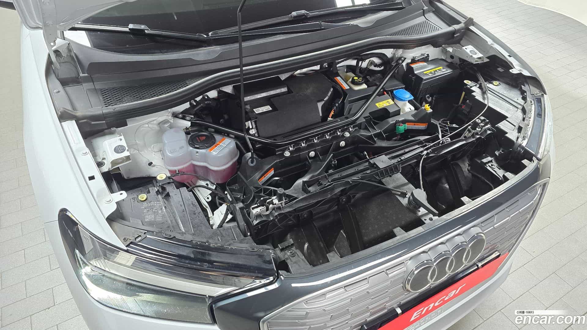 Q4 e-tron Audi 2023.11-OUTER-006