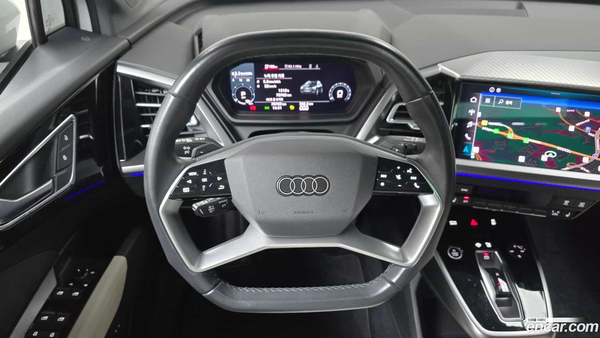 Q4 e-tron Audi 2023.11-OPTION-016