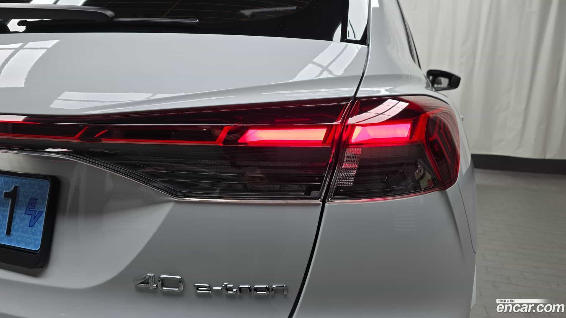 Q4 e-tron Audi 2023.11-OUTER-033