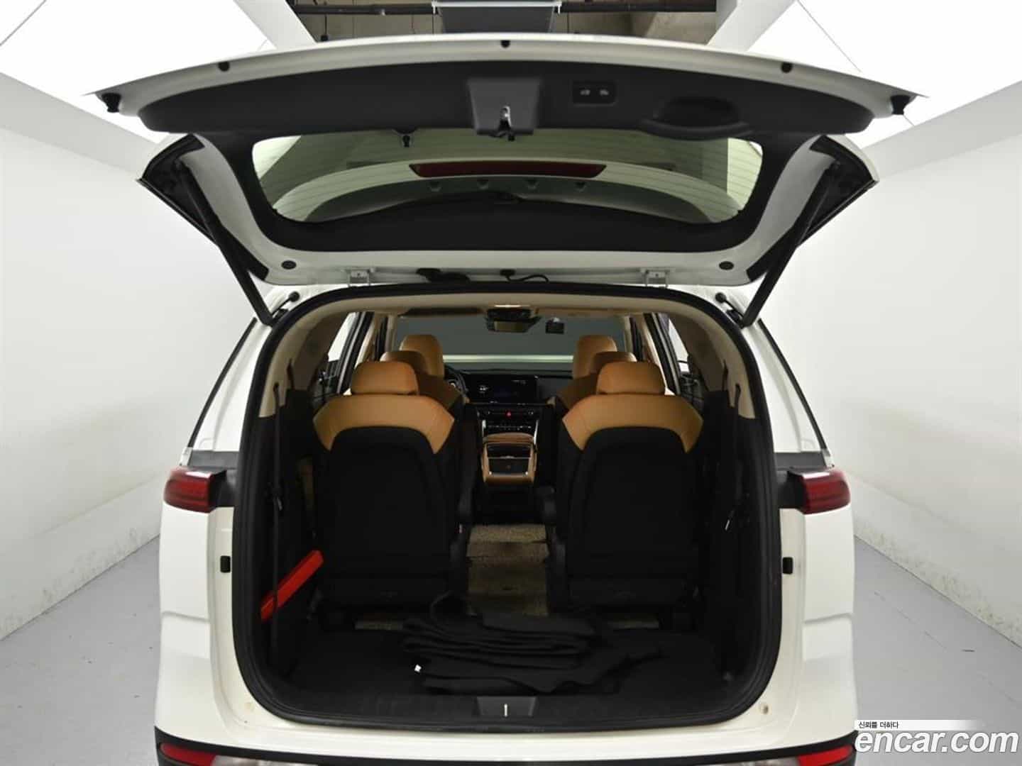 Canival Kia 2021.8-OPTION-023