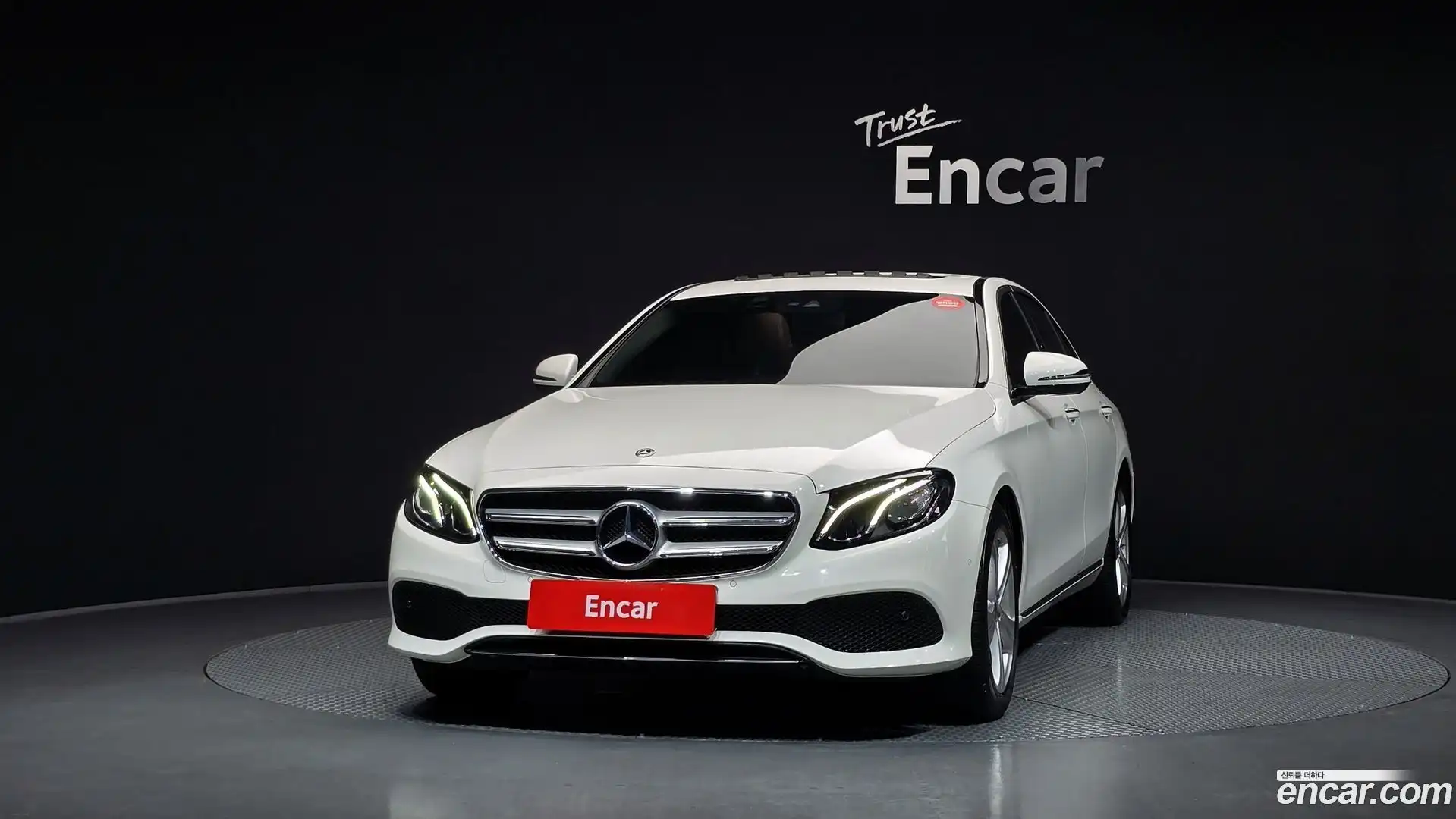 E-Class Mercedes-Benz 2018.3-OUTER-003
