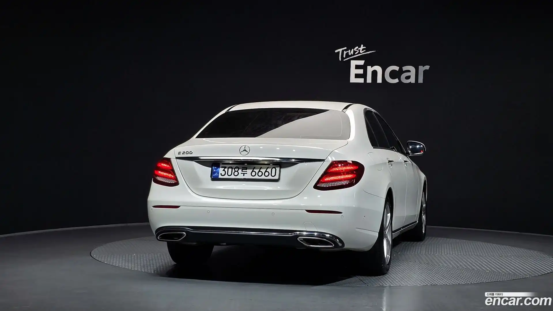 E-Class Mercedes-Benz 2018.3-OUTER-004